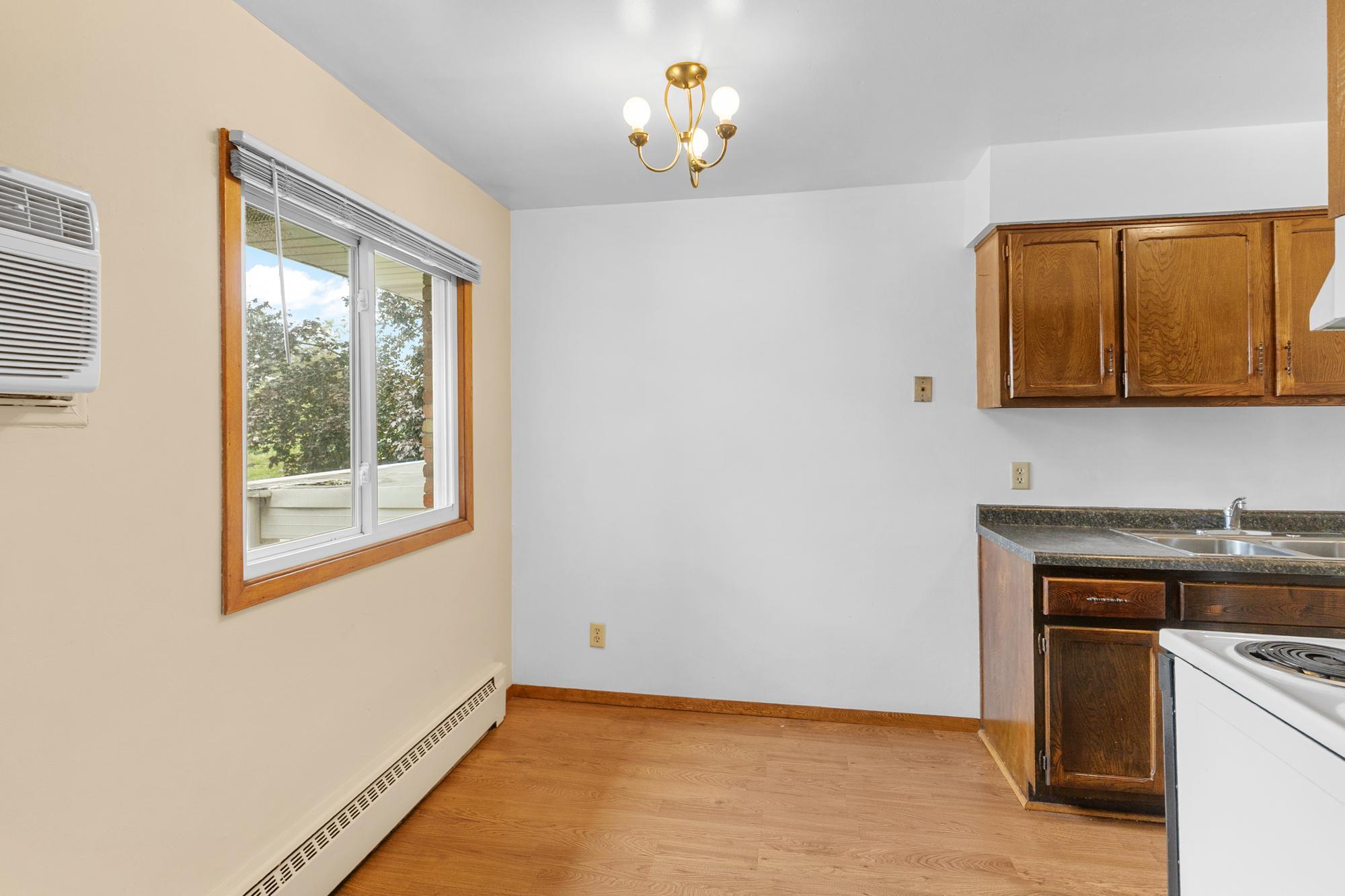 View of Commercial Sale at 1610 Albemarle Street, Saint Paul MN 55117, Saint Paul (12 of 24) - Mike Wilen | Minnesota Team Real Estate
