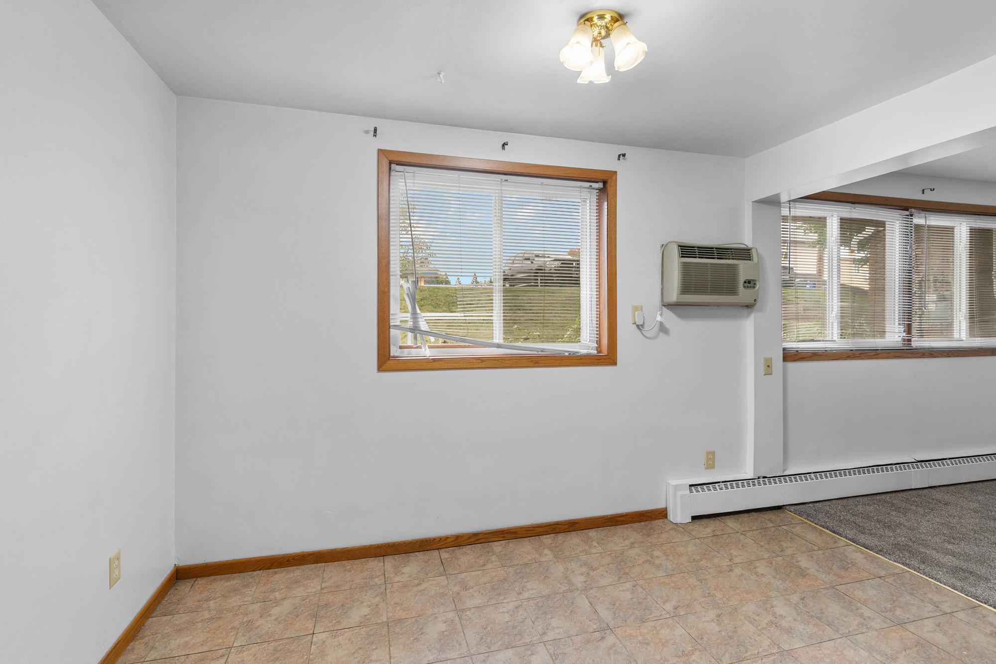 View of Commercial Sale at 1610 Albemarle Street, Saint Paul MN 55117, Saint Paul (23 of 24) - Mike Wilen | Minnesota Team Real Estate