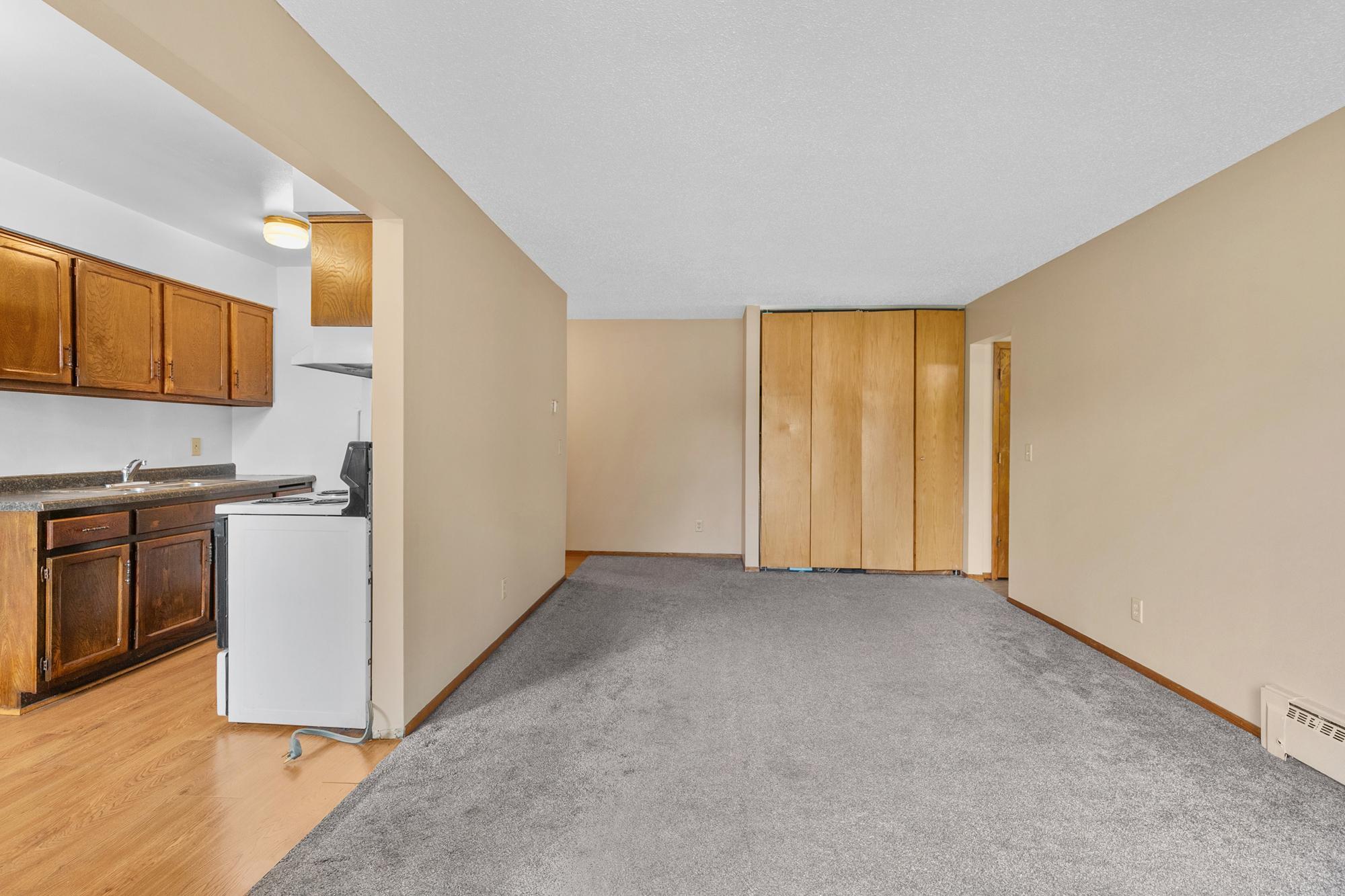 View of Commercial Sale at 1610 Albemarle Street, Saint Paul MN 55117, Saint Paul (8 of 24) - Mike Wilen | Minnesota Team Real Estate
