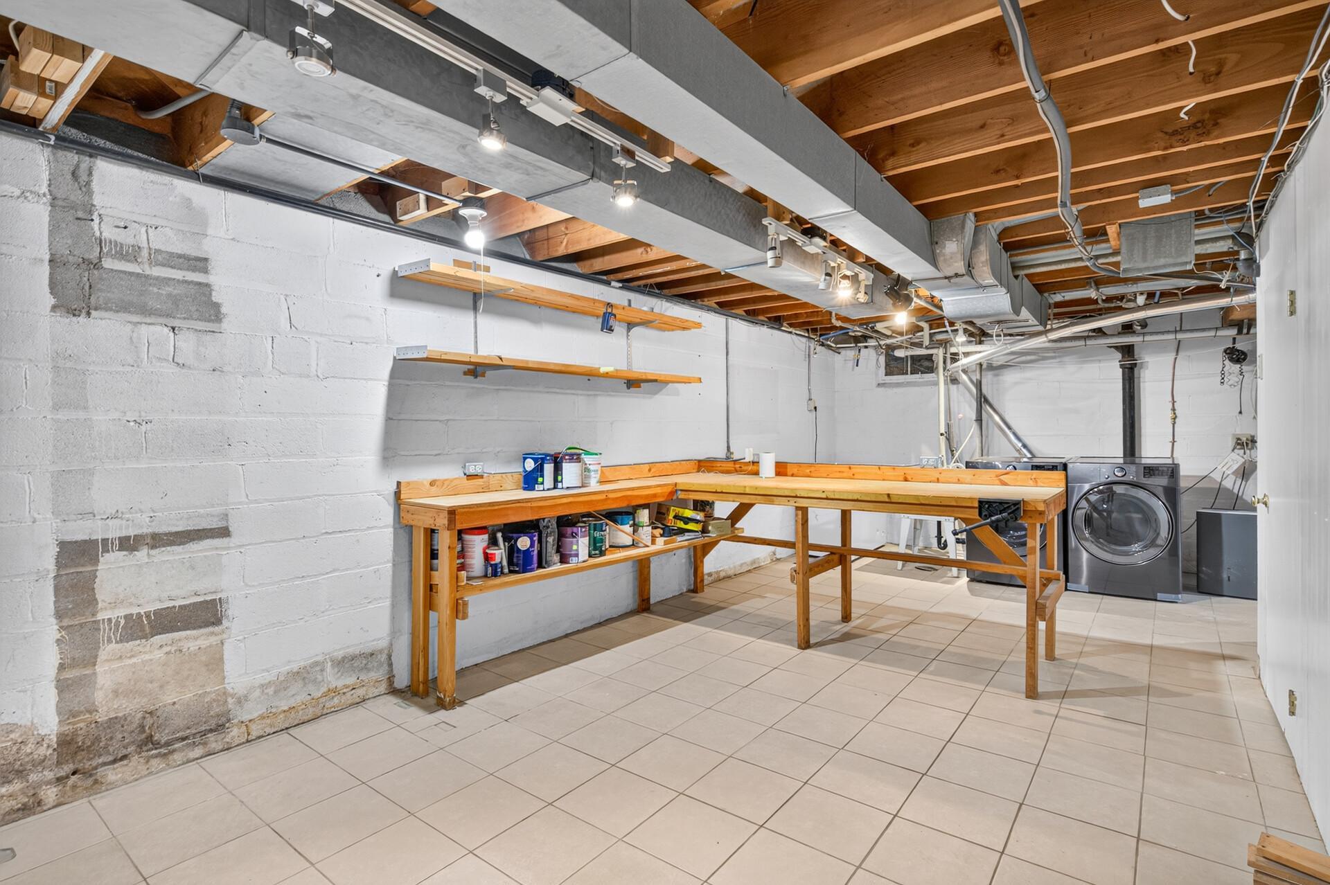 View of Residential at 2709 Lynn Avenue, Saint Louis Park MN 55416, Saint Louis Park (51 of 66) - Mike Wilen | Minnesota Team Real Estate