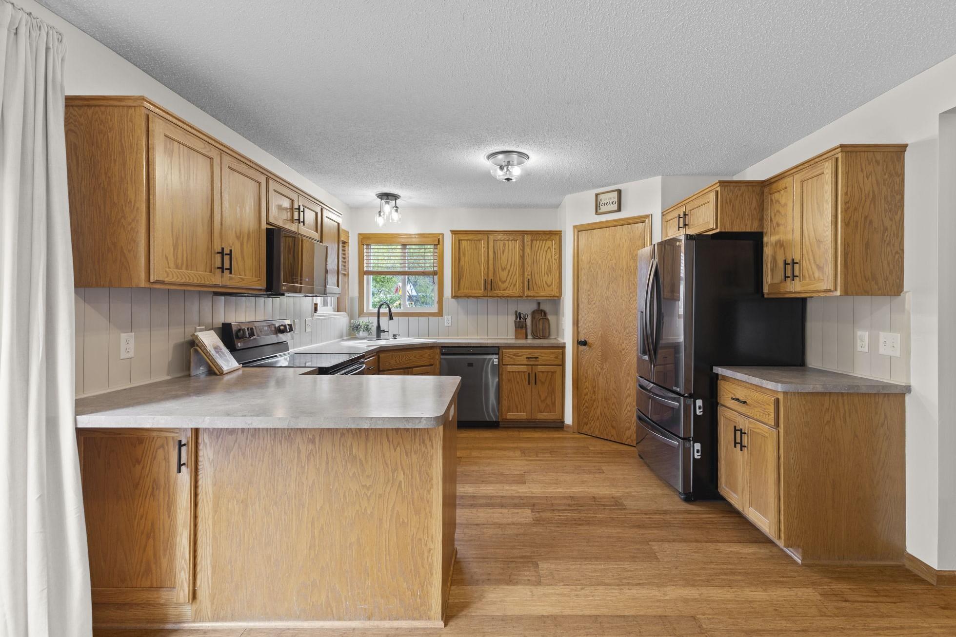View of Residential at 11462 53rd Street, Albertville MN 55301, Albertville (13 of 38) - Mike Wilen | Minnesota Team Real Estate