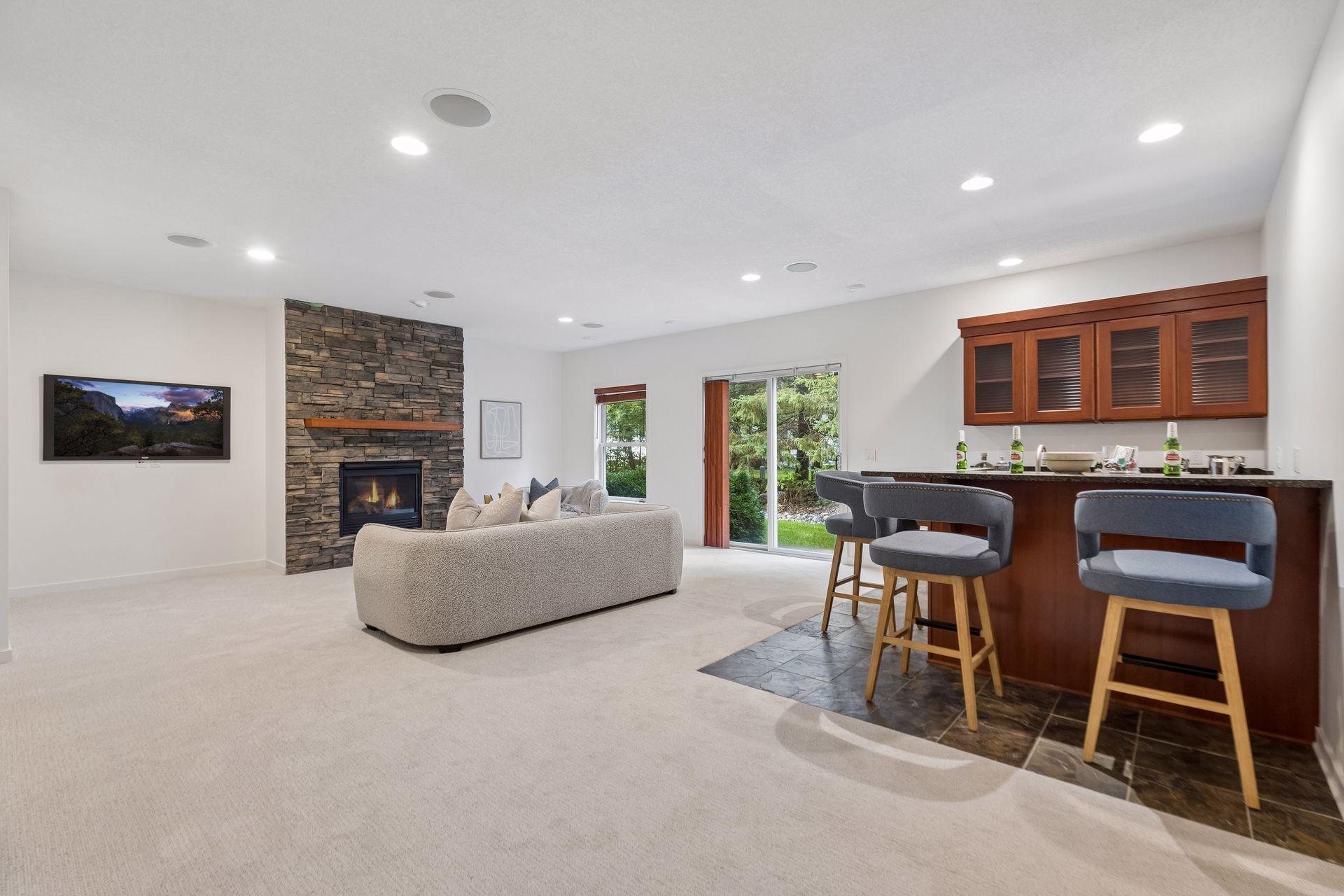 View of Residential at 6484 Ivy Way, Edina MN 55436, Edina (50 of 67) - Mike Wilen | Minnesota Team Real Estate