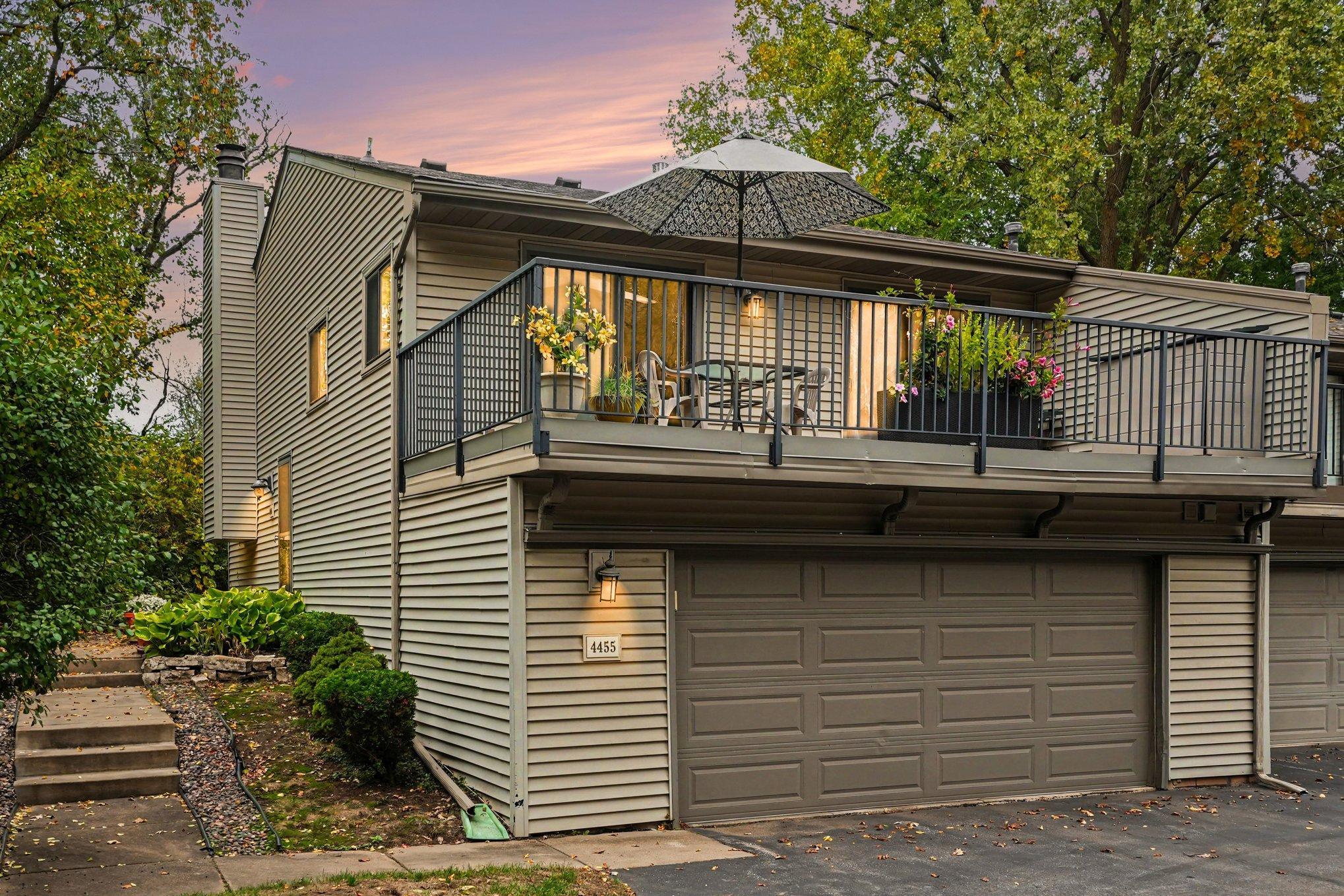 View of (TH) Side x Side at 4455 Arden View Court, Arden Hills - Mike Wilen | Minnesota Team Real Estate