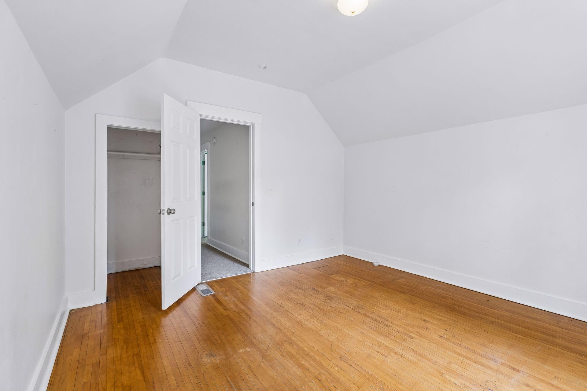 View of Residential Income at 2533 Polk Street, Minneapolis MN 55418, Minneapolis (26 of 31) - Mike Wilen | Minnesota Team Real Estate