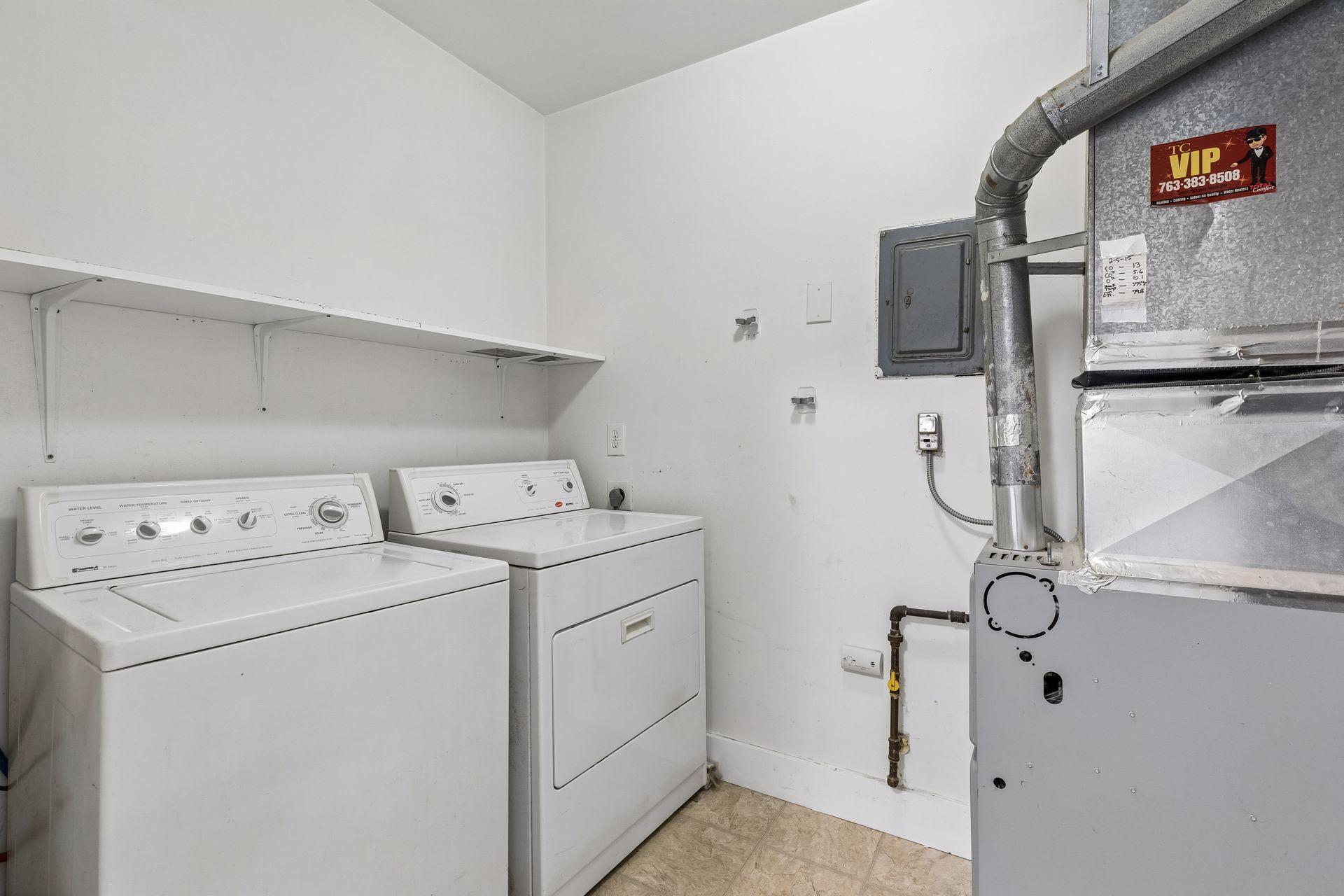 View of Residential Income at 2533 Polk Street, Minneapolis MN 55418, Minneapolis (24 of 31) - Mike Wilen | Minnesota Team Real Estate