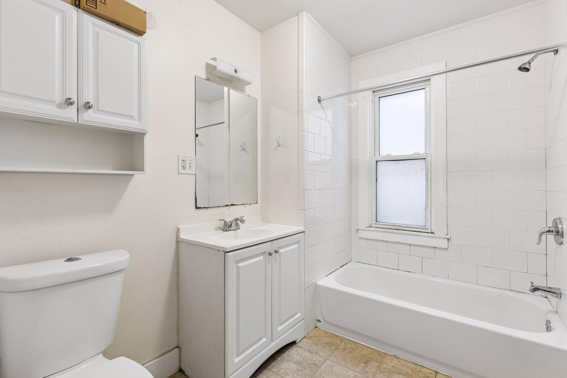 View of Residential Income at 2533 Polk Street, Minneapolis MN 55418, Minneapolis (23 of 31) - Mike Wilen | Minnesota Team Real Estate