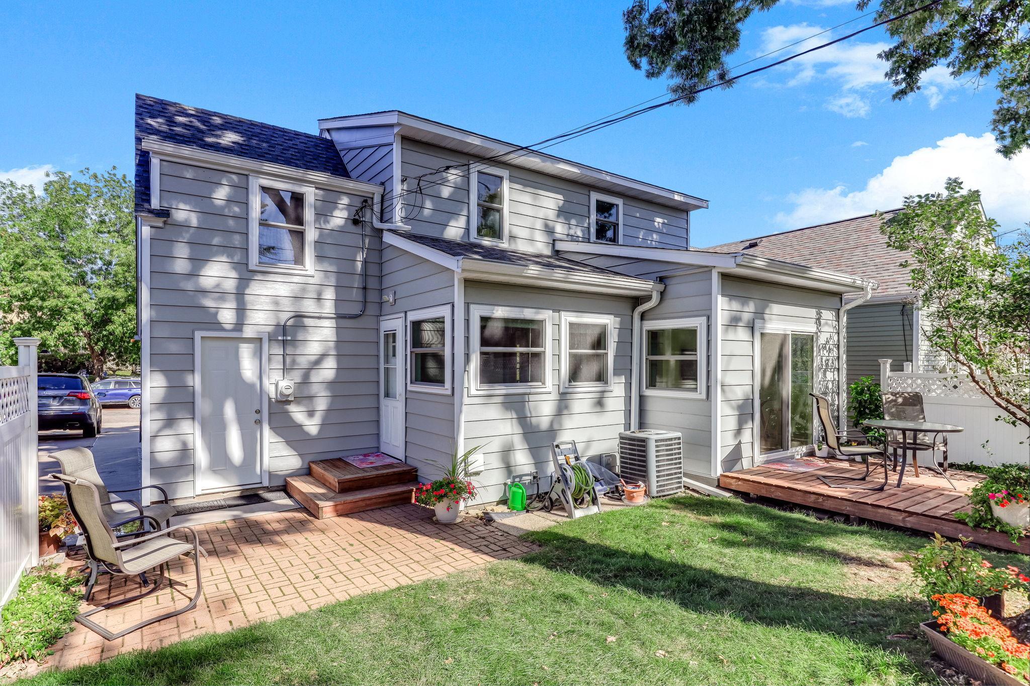 View of Residential at 1194 Englewood Avenue, Saint Paul MN 55104, Saint Paul (28 of 33) - Mike Wilen | Minnesota Team Real Estate