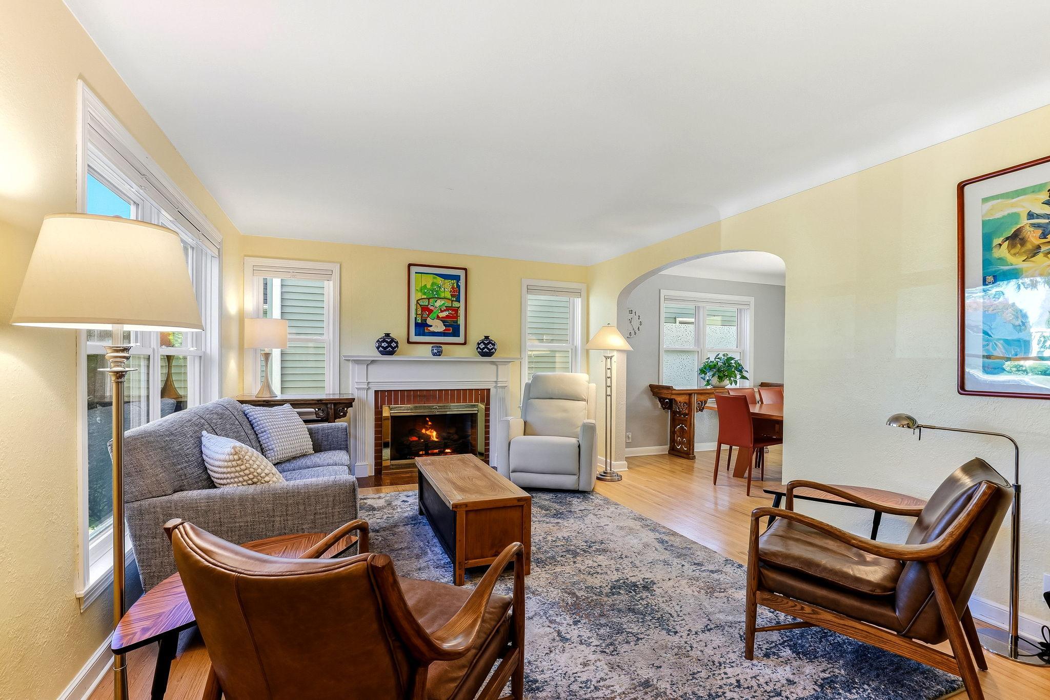 View of Residential at 1194 Englewood Avenue, Saint Paul MN 55104, Saint Paul (3 of 33) - Mike Wilen | Minnesota Team Real Estate