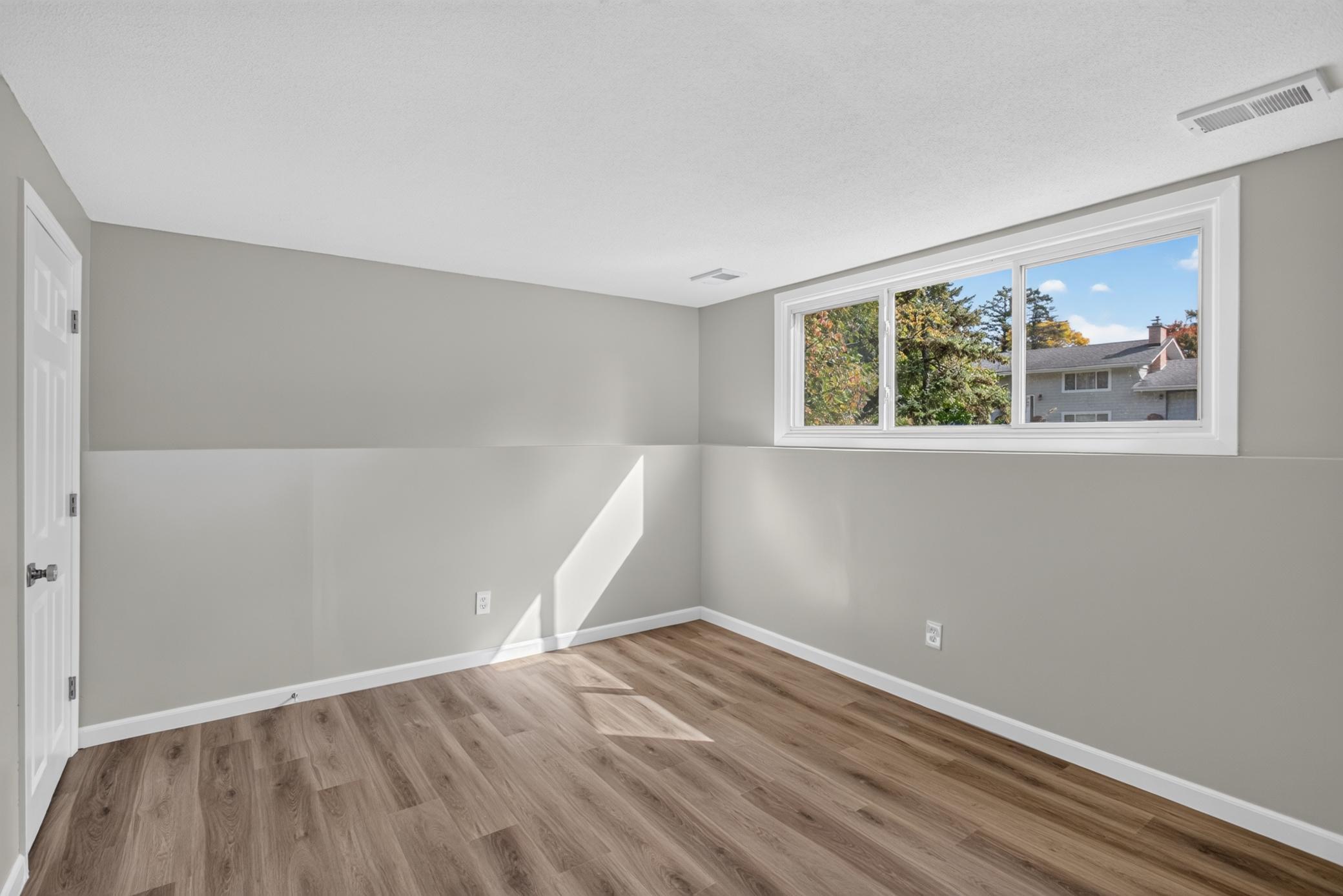 View of Residential at 568 Riviera Drive, New Brighton MN 55112, New Brighton (12 of 24) - Mike Wilen | Minnesota Team Real Estate