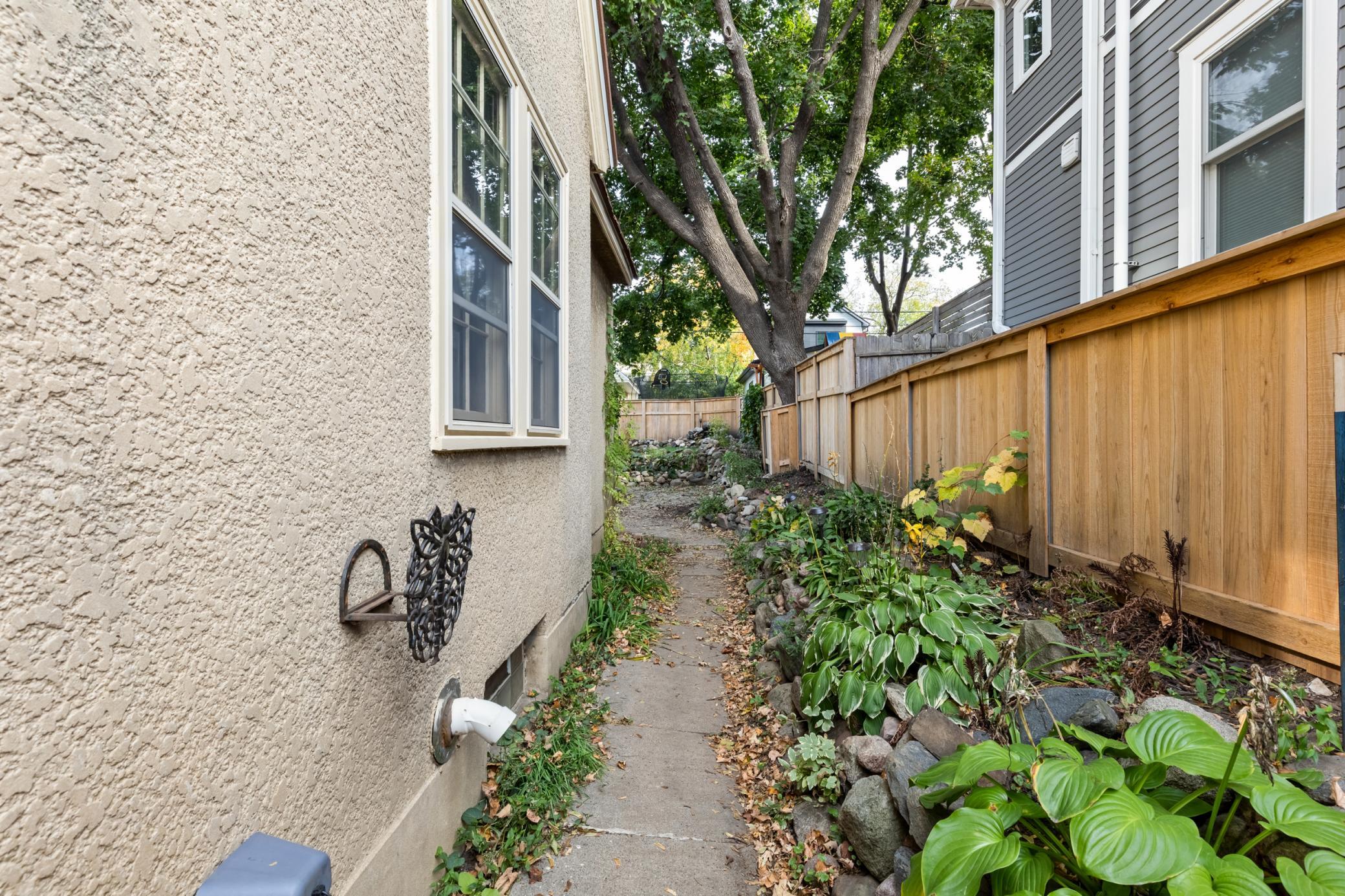 View of Residential at 4425 Beard Avenue, Minneapolis MN 55410, Minneapolis (36 of 38) - Mike Wilen | Minnesota Team Real Estate