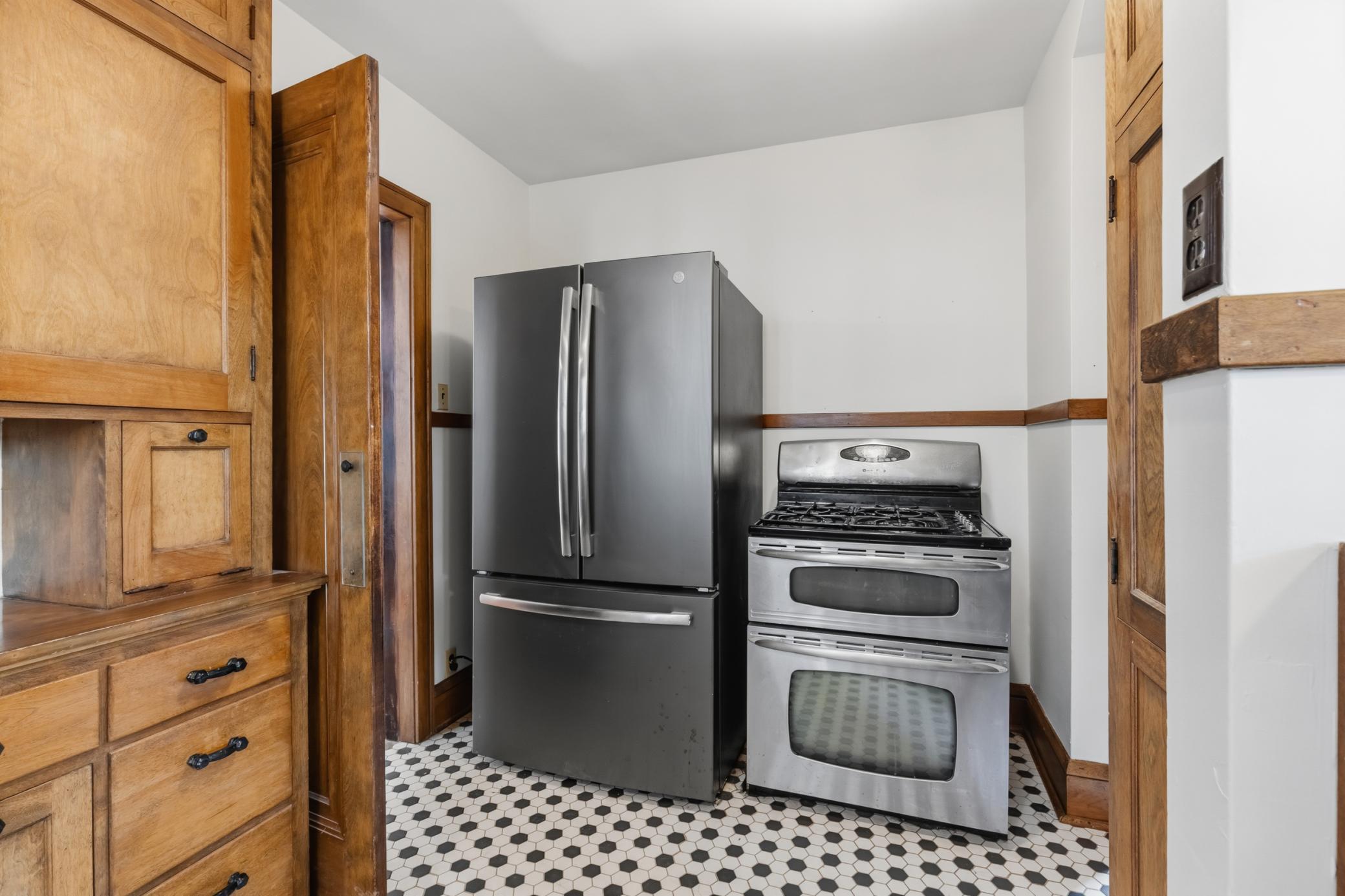 View of Residential at 4425 Beard Avenue, Minneapolis MN 55410, Minneapolis (15 of 38) - Mike Wilen | Minnesota Team Real Estate