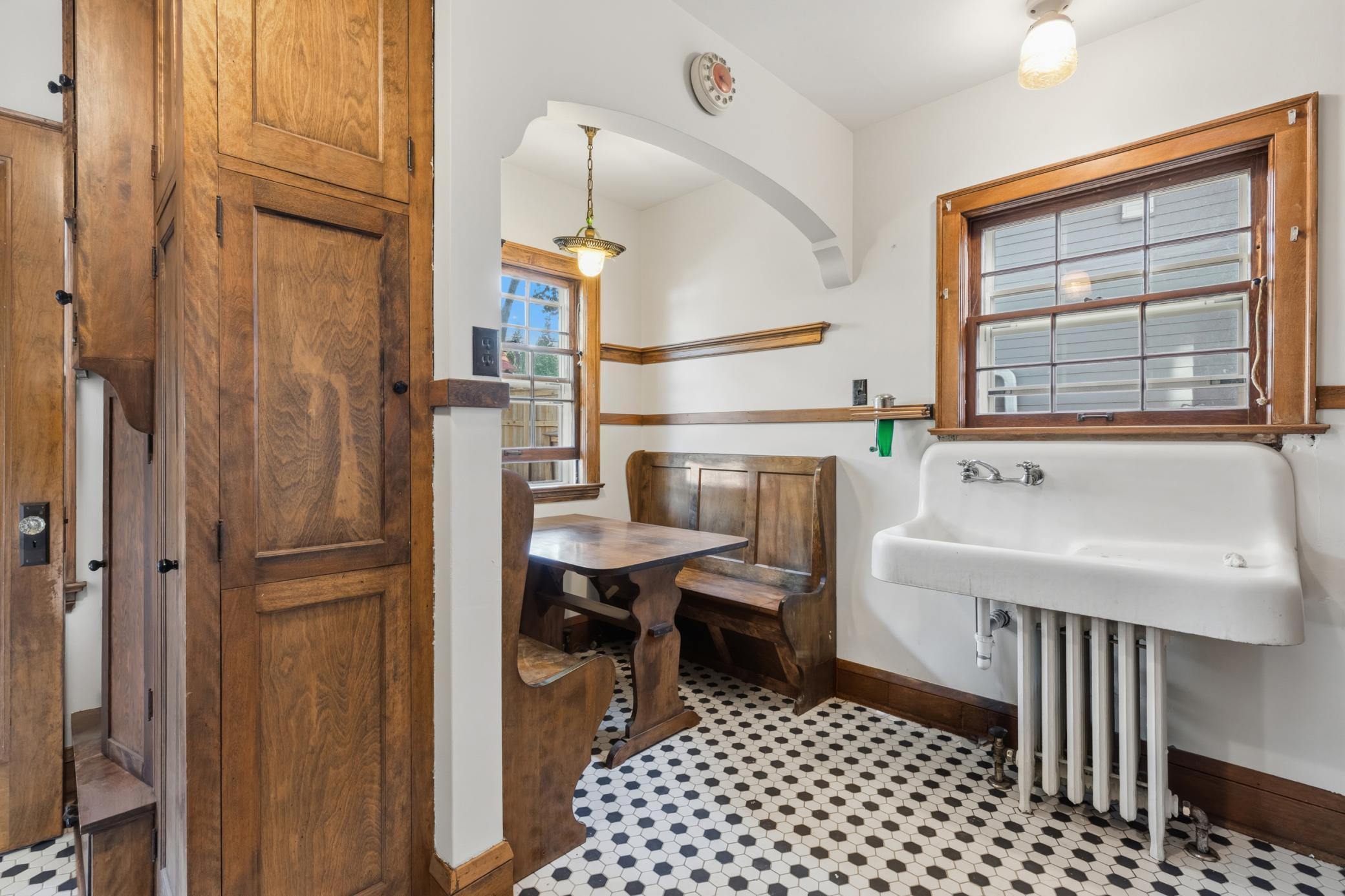 View of Residential at 4425 Beard Avenue, Minneapolis MN 55410, Minneapolis (12 of 38) - Mike Wilen | Minnesota Team Real Estate