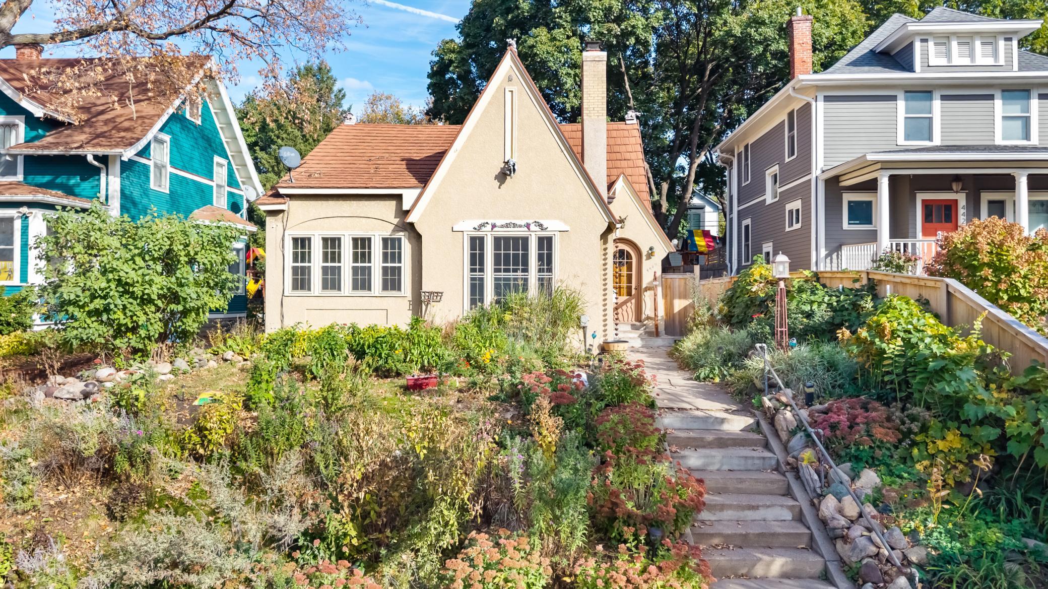 View of Single Family at 4425 Beard Avenue, Minneapolis - Mike Wilen | Minnesota Team Real Estate