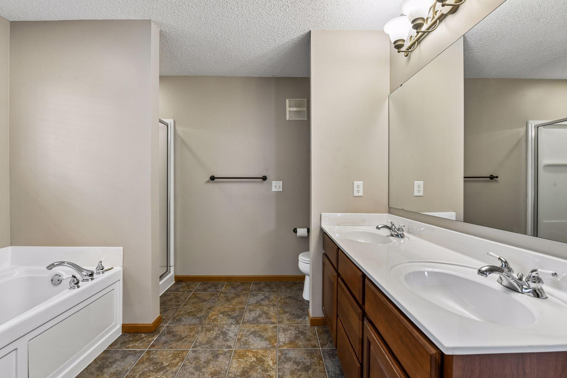 View of Residential at 9370 Rath Place, Eden Prairie MN 55347, Eden Prairie (22 of 35) - Mike Wilen | Minnesota Team Real Estate