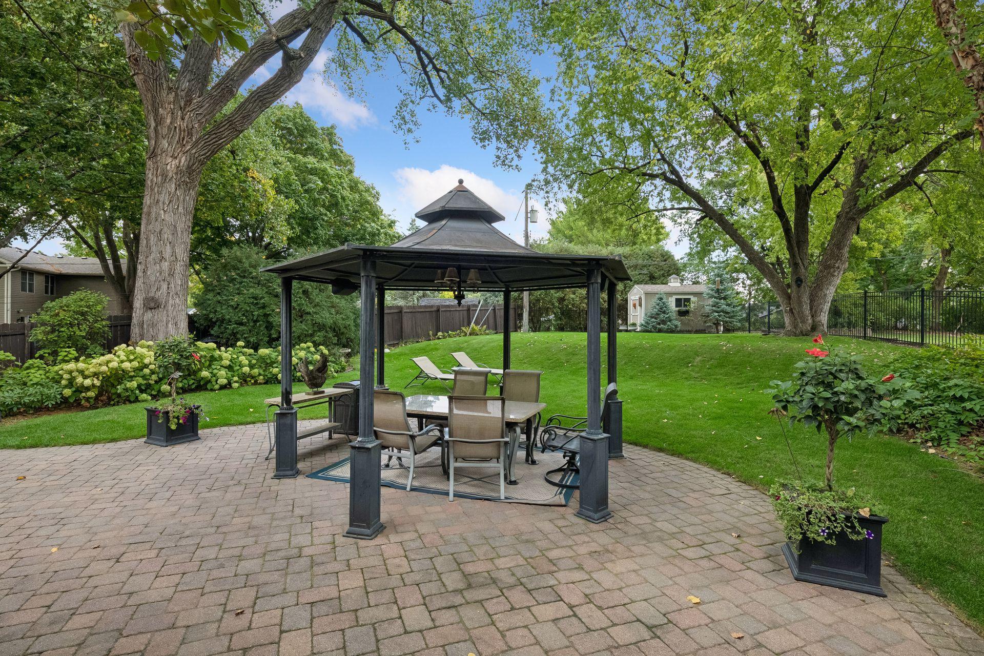 View of Residential at 6805 Creston Road, Edina MN 55435, Edina (55 of 66) - Mike Wilen | Minnesota Team Real Estate