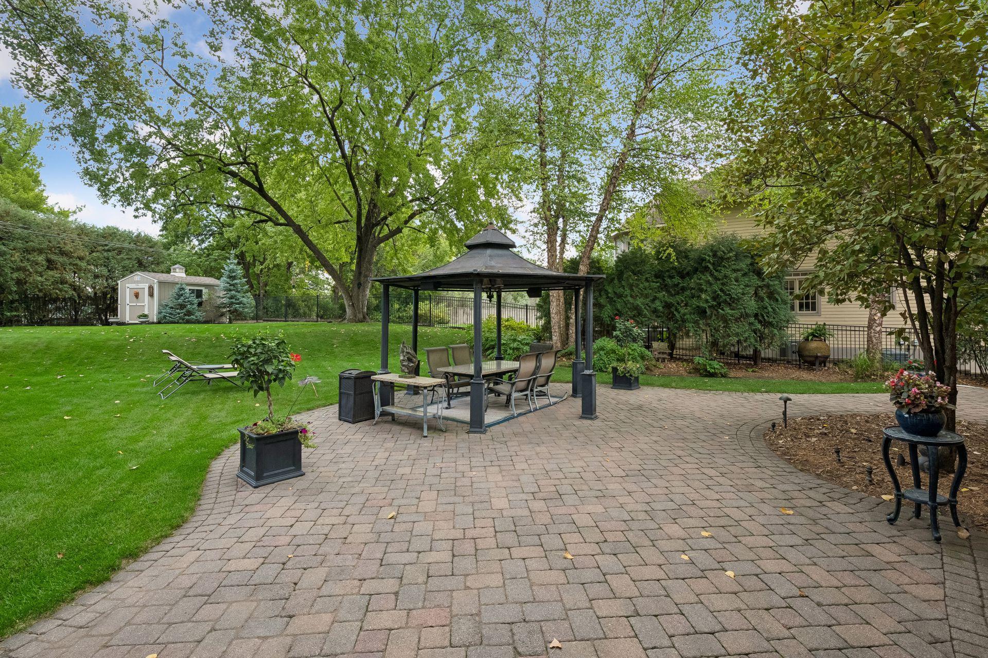 View of Residential at 6805 Creston Road, Edina MN 55435, Edina (54 of 66) - Mike Wilen | Minnesota Team Real Estate