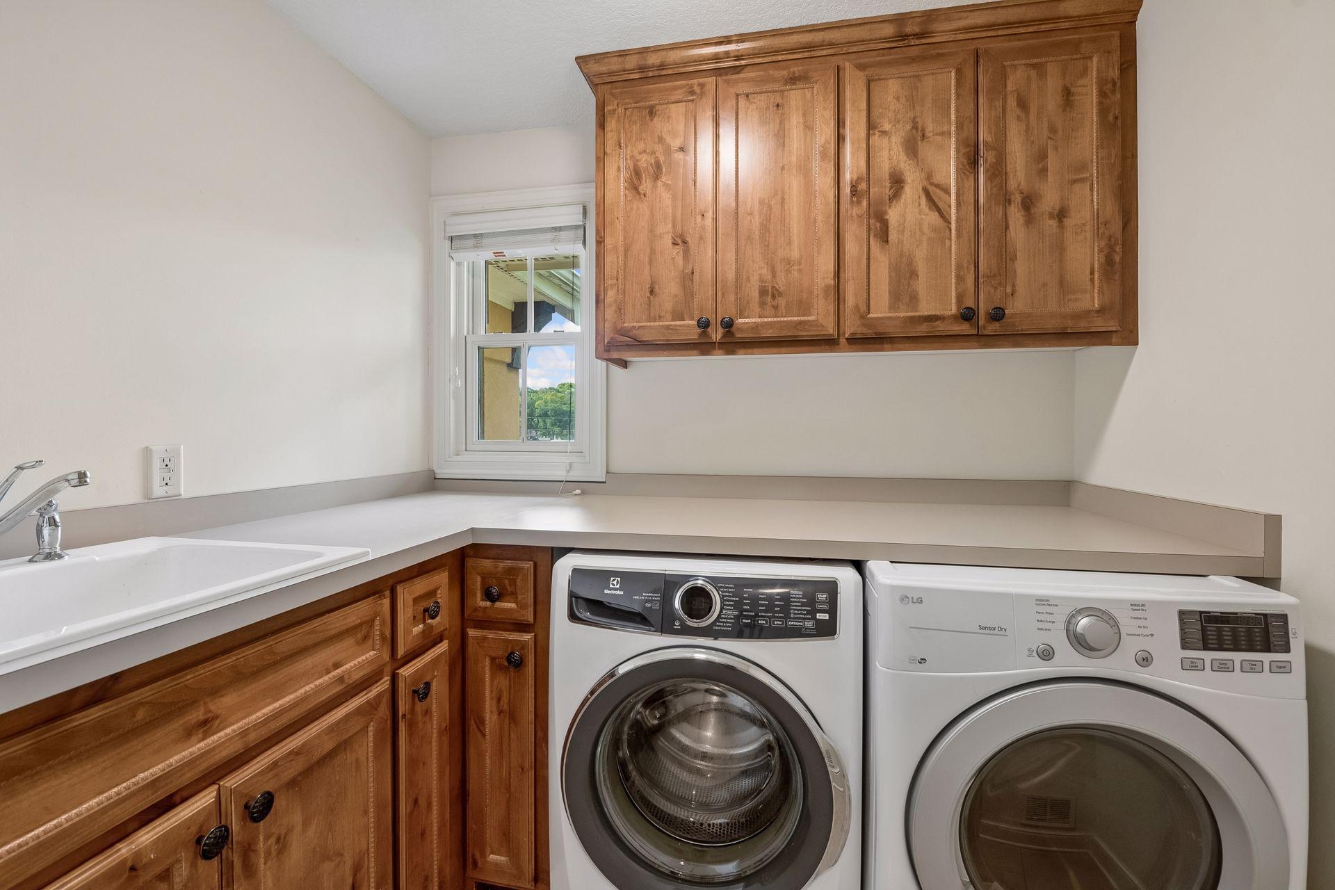 View of Residential at 6805 Creston Road, Edina MN 55435, Edina (42 of 66) - Mike Wilen | Minnesota Team Real Estate