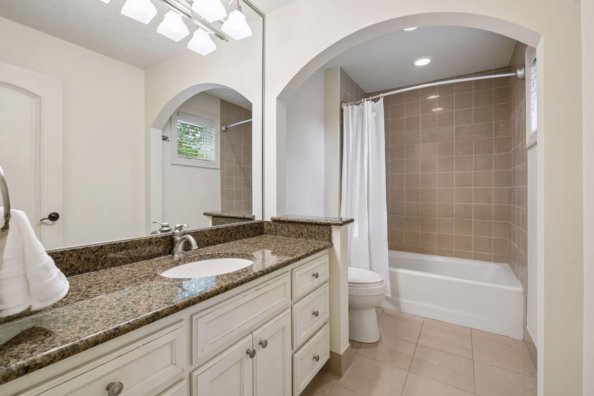 View of Residential at 6805 Creston Road, Edina MN 55435, Edina (41 of 66) - Mike Wilen | Minnesota Team Real Estate