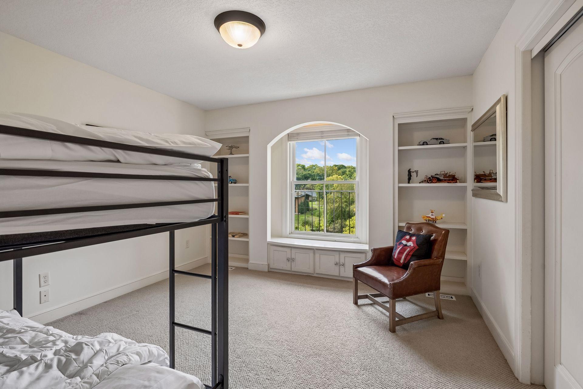 View of Residential at 6805 Creston Road, Edina MN 55435, Edina (39 of 66) - Mike Wilen | Minnesota Team Real Estate