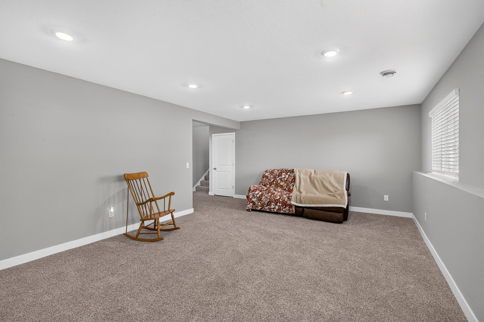 View of Residential at 17528 Dunkirk Way, Lakeville MN 55044, Lakeville (27 of 46) - Mike Wilen | Minnesota Team Real Estate