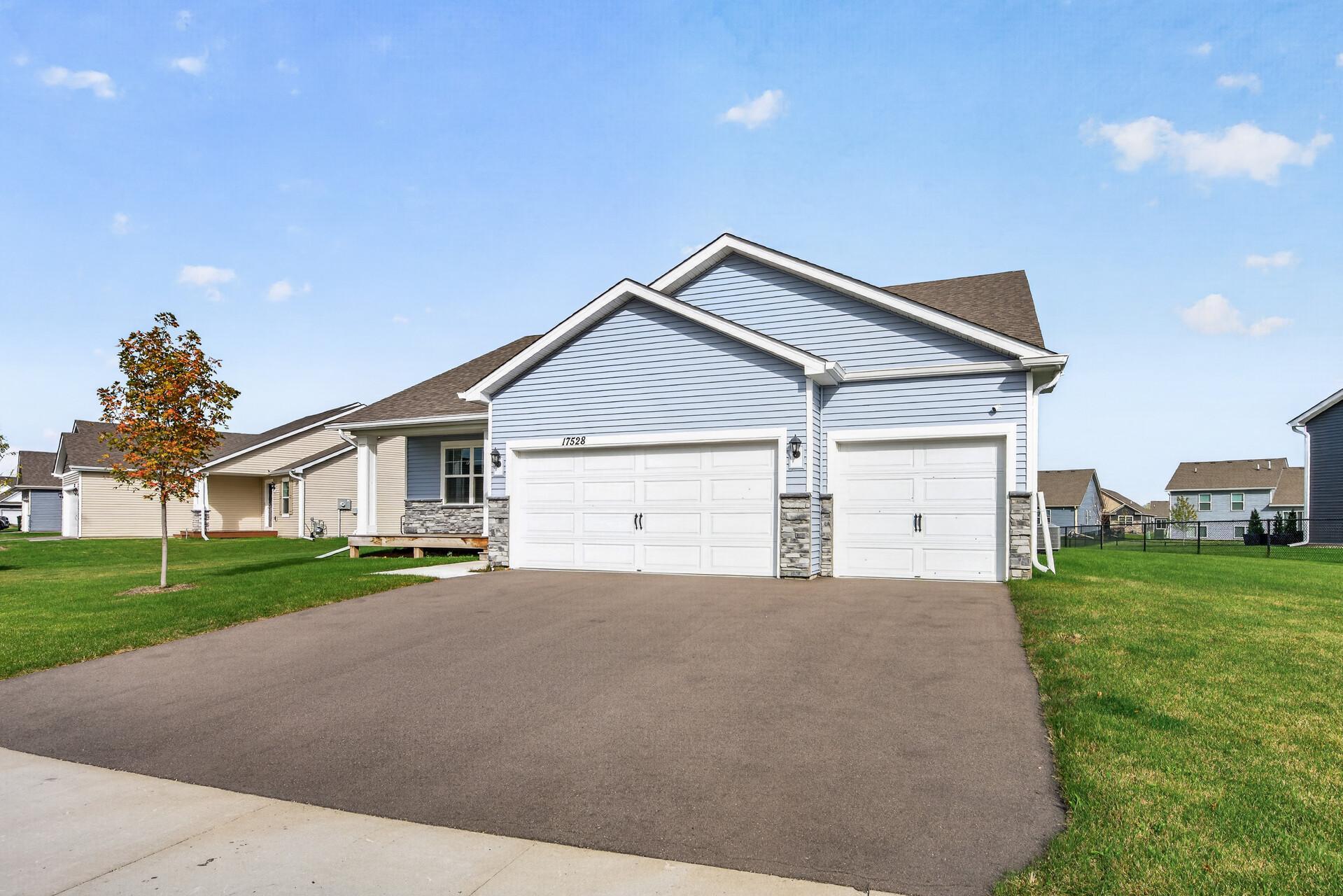 View of Residential at 17528 Dunkirk Way, Lakeville MN 55044, Lakeville (45 of 46) - Mike Wilen | Minnesota Team Real Estate
