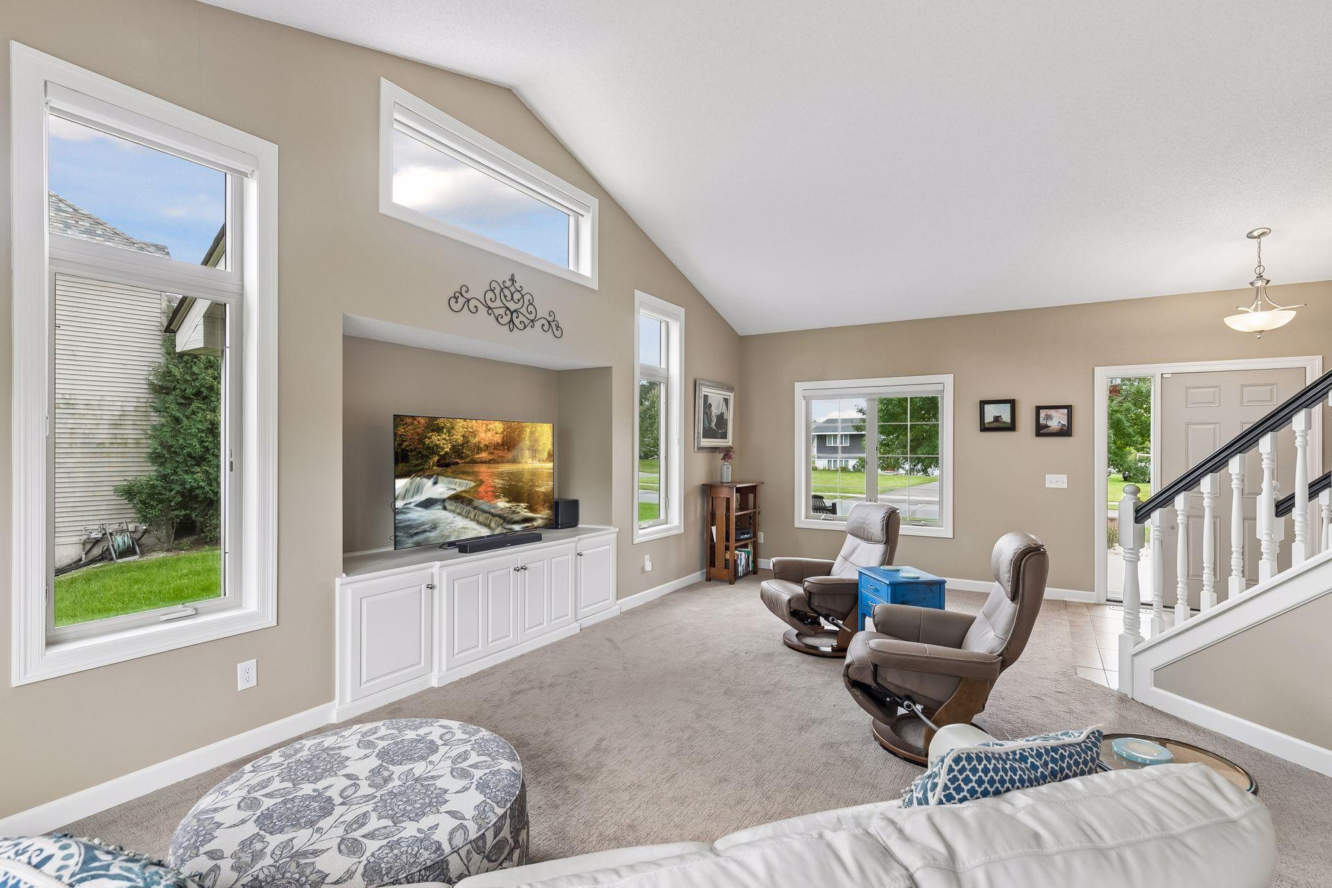 View of Residential at 10346 Fallgold Parkway, Brooklyn Park MN 55443, Brooklyn Park (8 of 34) - Mike Wilen | Minnesota Team Real Estate