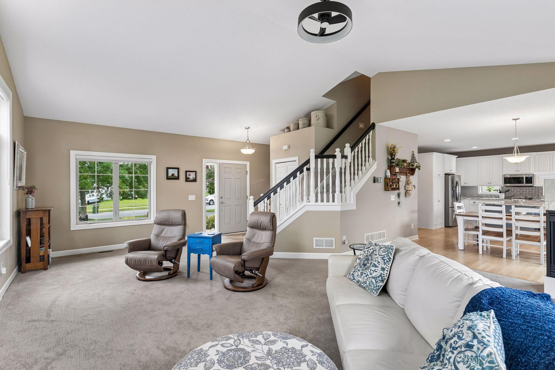 View of Residential at 10346 Fallgold Parkway, Brooklyn Park MN 55443, Brooklyn Park (7 of 34) - Mike Wilen | Minnesota Team Real Estate