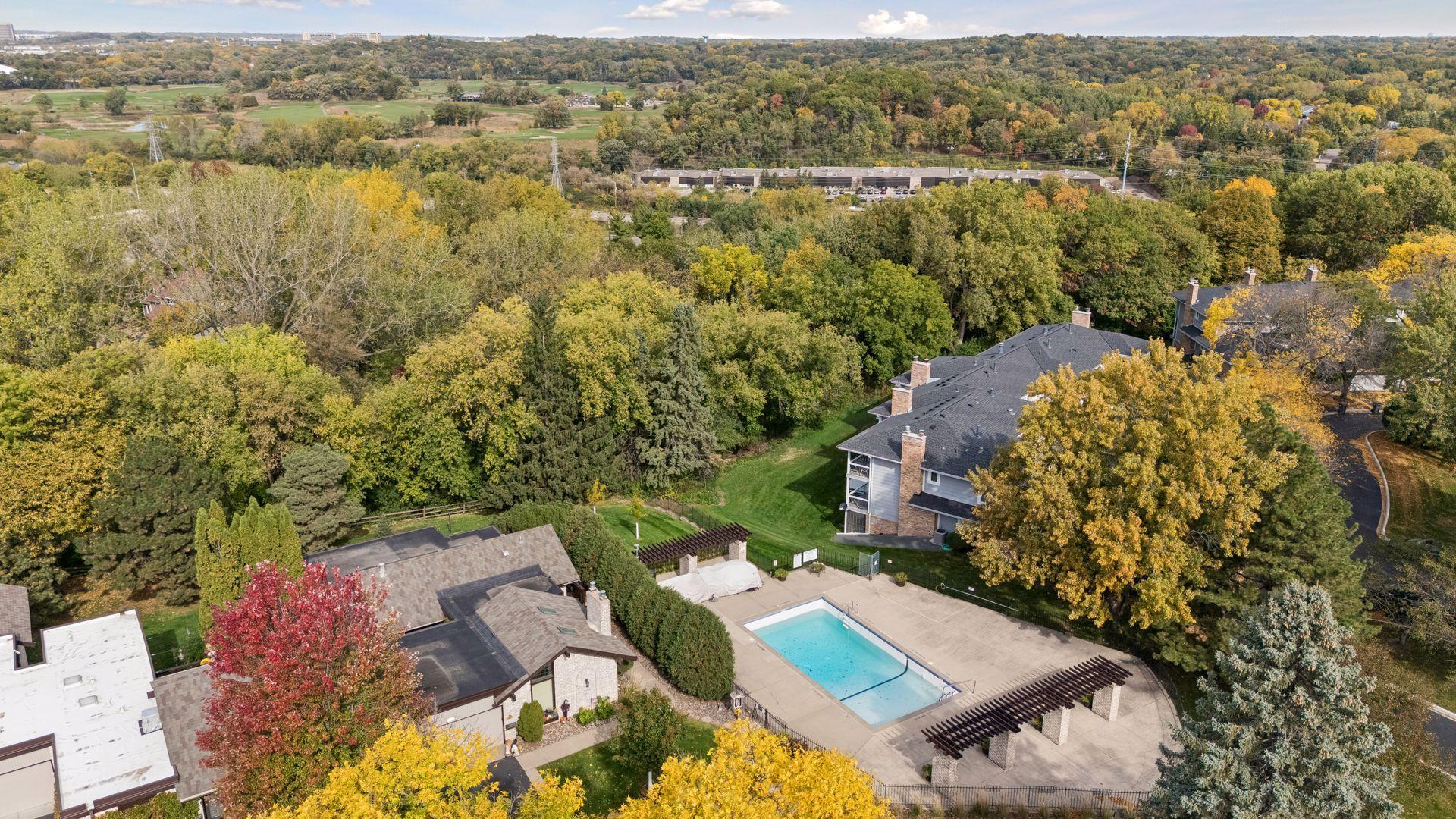 View of Residential at 8060 Pennsylvania Road, Bloomington MN 55438, Bloomington (48 of 52) - Mike Wilen | Minnesota Team Real Estate