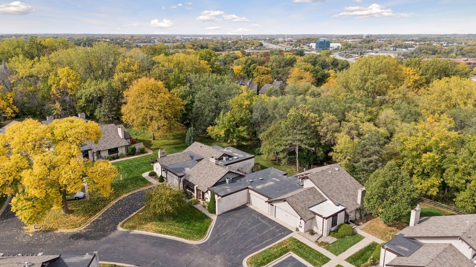 View of Residential at 8060 Pennsylvania Road, Bloomington MN 55438, Bloomington (47 of 52) - Mike Wilen | Minnesota Team Real Estate