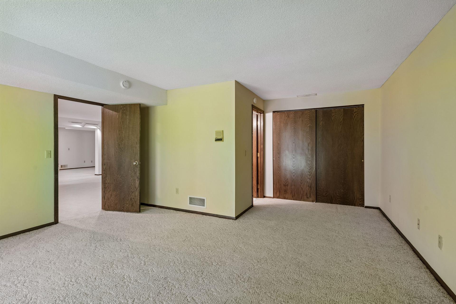 View of Residential at 8060 Pennsylvania Road, Bloomington MN 55438, Bloomington (35 of 52) - Mike Wilen | Minnesota Team Real Estate