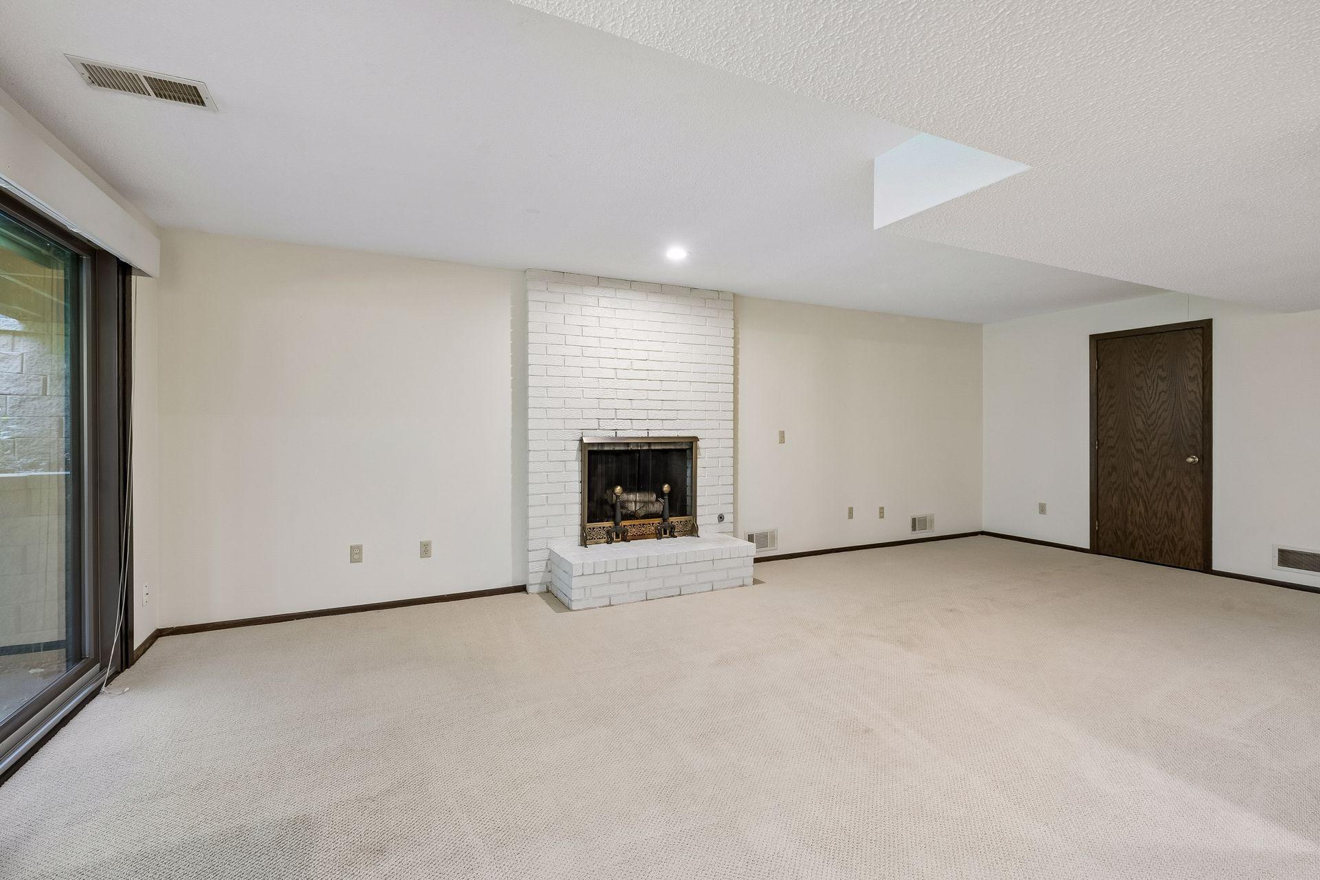 View of Residential at 8060 Pennsylvania Road, Bloomington MN 55438, Bloomington (31 of 52) - Mike Wilen | Minnesota Team Real Estate