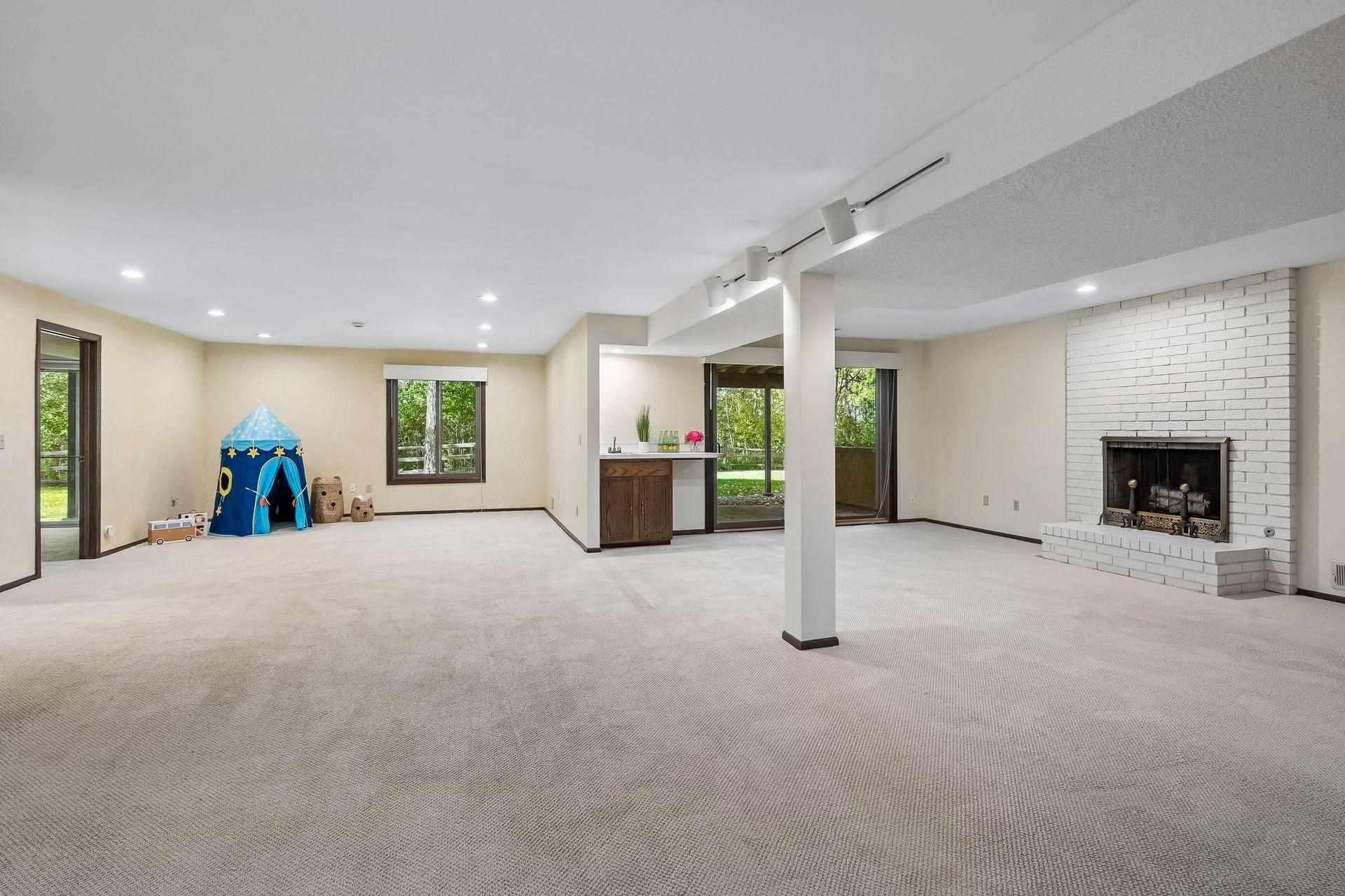 View of Residential at 8060 Pennsylvania Road, Bloomington MN 55438, Bloomington (29 of 52) - Mike Wilen | Minnesota Team Real Estate