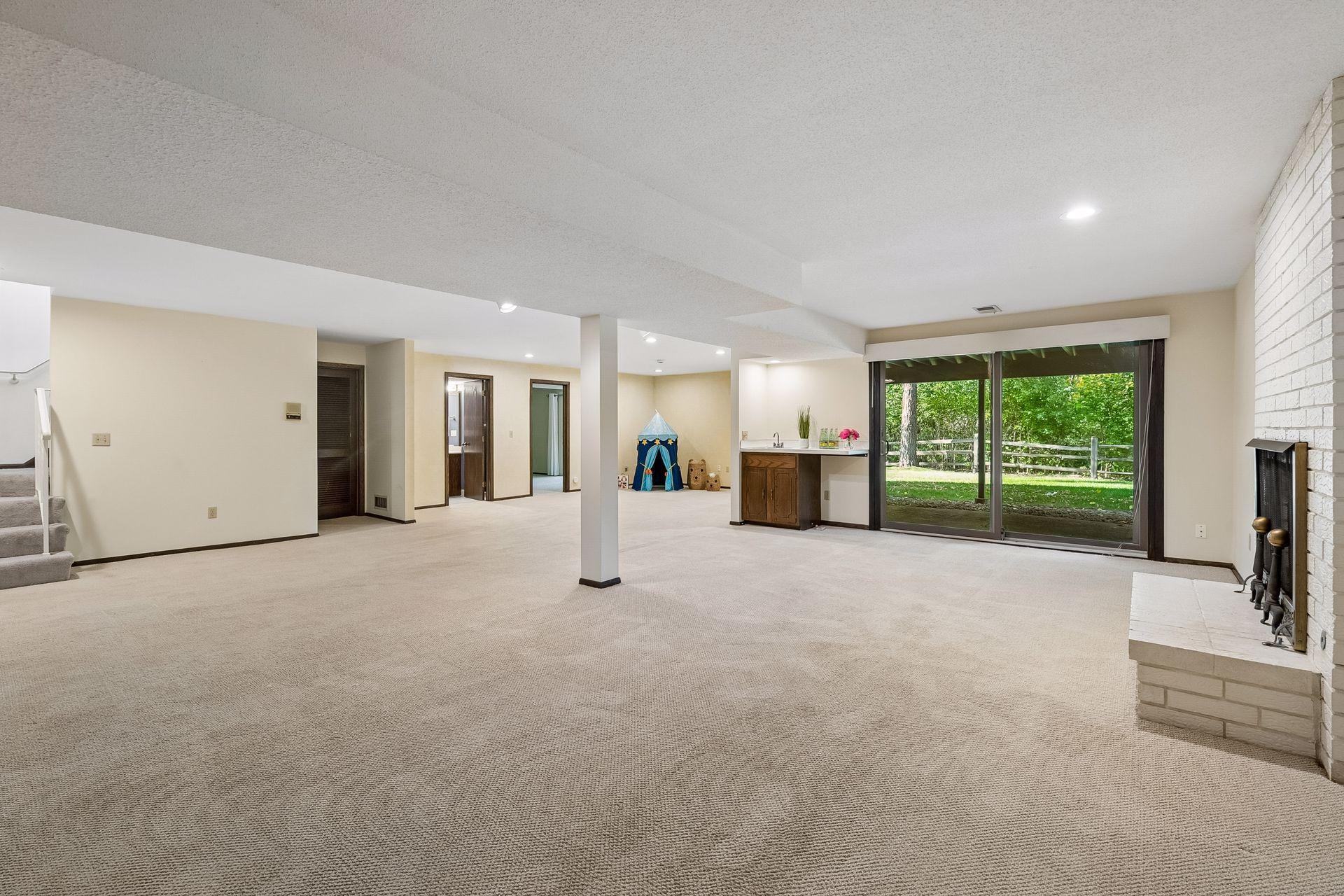 View of Residential at 8060 Pennsylvania Road, Bloomington MN 55438, Bloomington (28 of 52) - Mike Wilen | Minnesota Team Real Estate