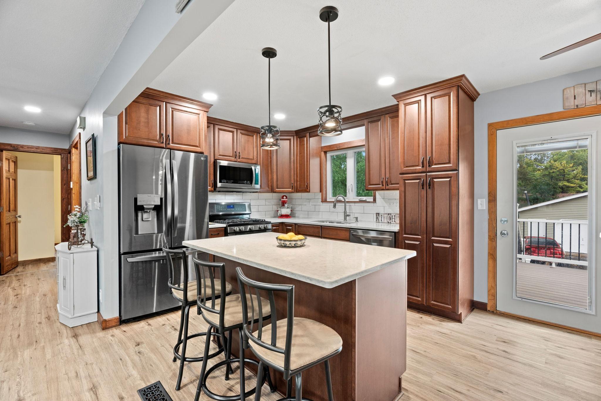 View of Residential at 680 Hiawatha Avenue, Vadnais Heights MN 55127, Vadnais Heights (15 of 42) - Mike Wilen | Minnesota Team Real Estate