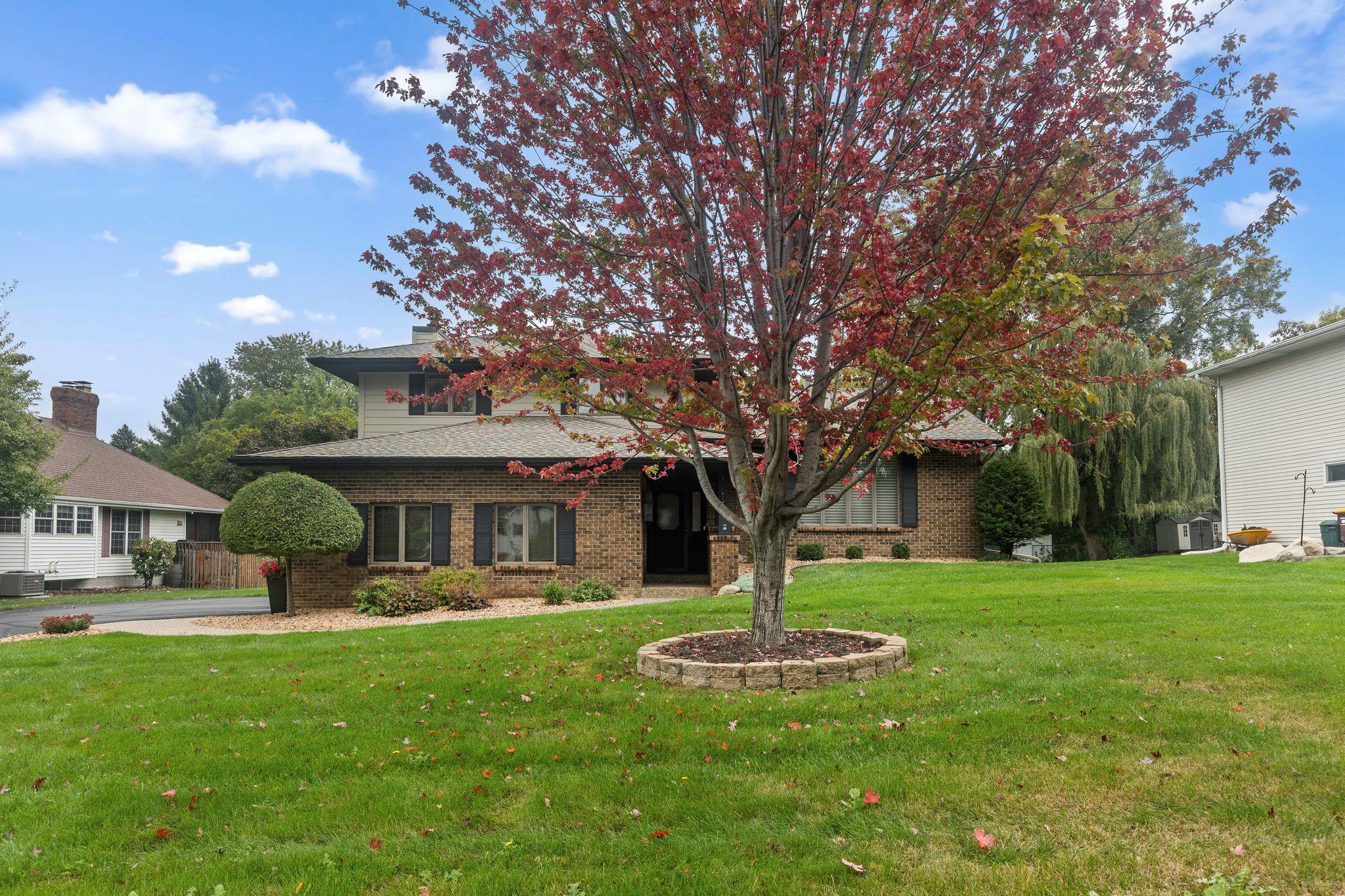 View of Residential at 481 Marie Avenue, West Saint Paul MN 55118, West Saint Paul (2 of 31) - Mike Wilen | Minnesota Team Real Estate