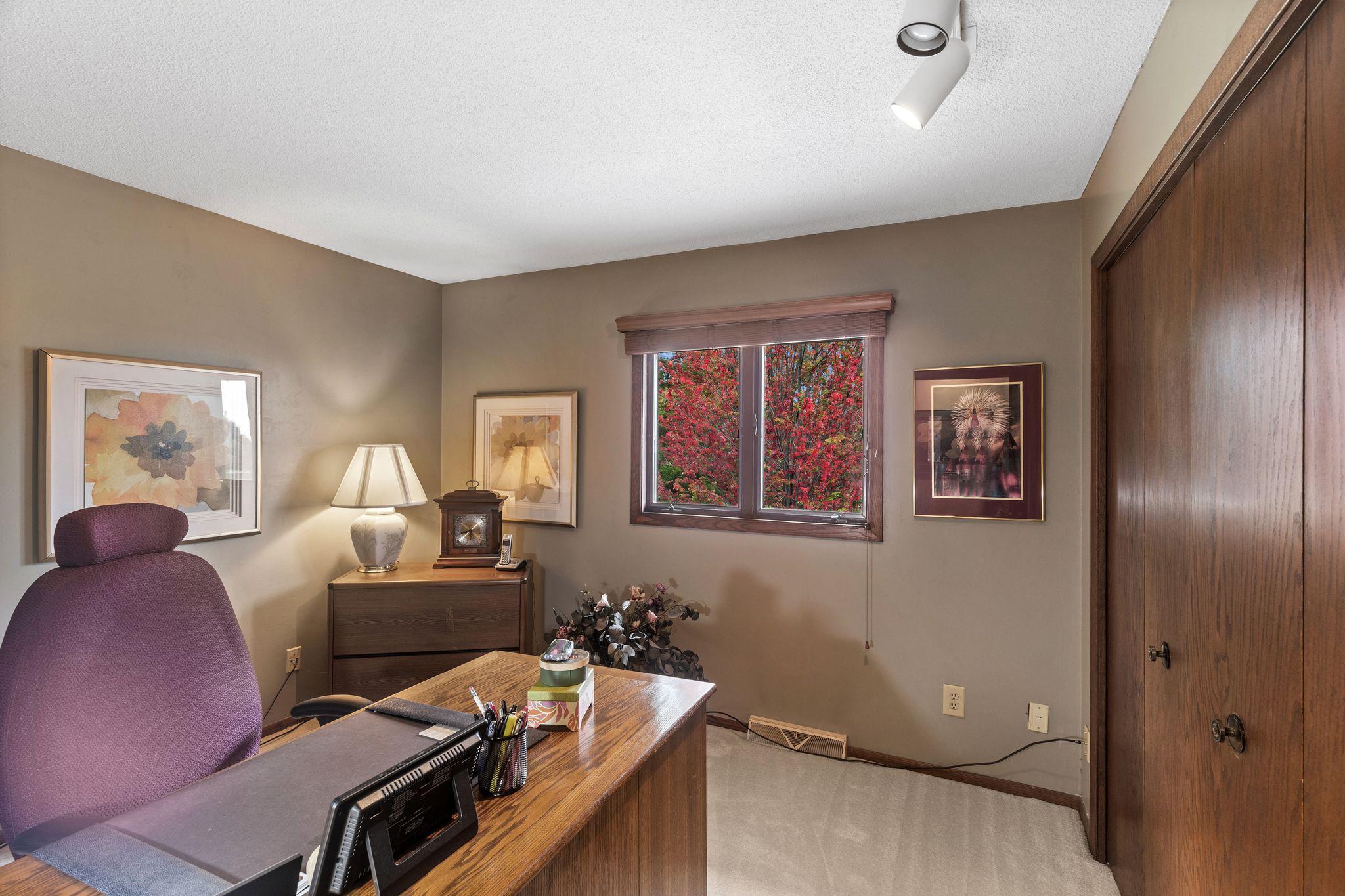 View of Residential at 481 Marie Avenue, West Saint Paul MN 55118, West Saint Paul (23 of 31) - Mike Wilen | Minnesota Team Real Estate