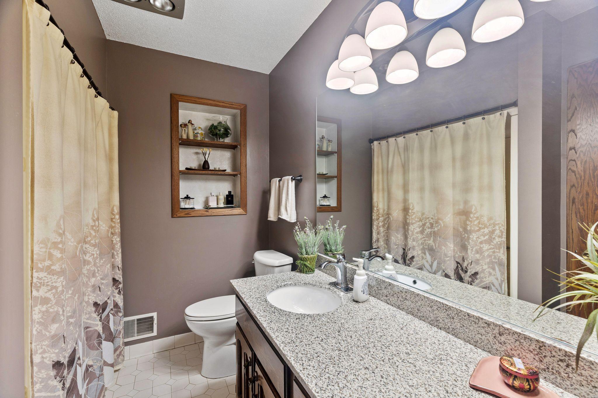 View of Residential at 481 Marie Avenue, West Saint Paul MN 55118, West Saint Paul (19 of 31) - Mike Wilen | Minnesota Team Real Estate