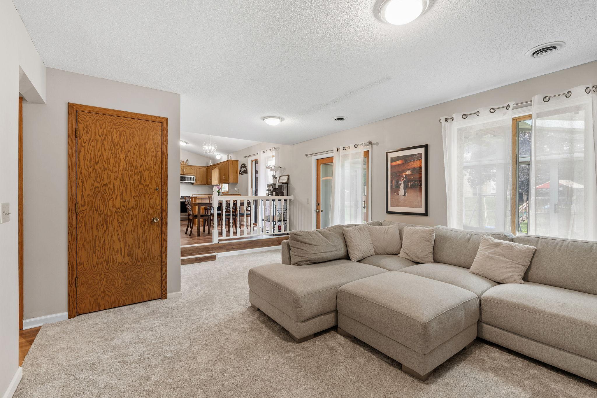 View of Residential at 13080 Marigold Street, Coon Rapids MN 55448, Coon Rapids (19 of 40) - Mike Wilen | Minnesota Team Real Estate