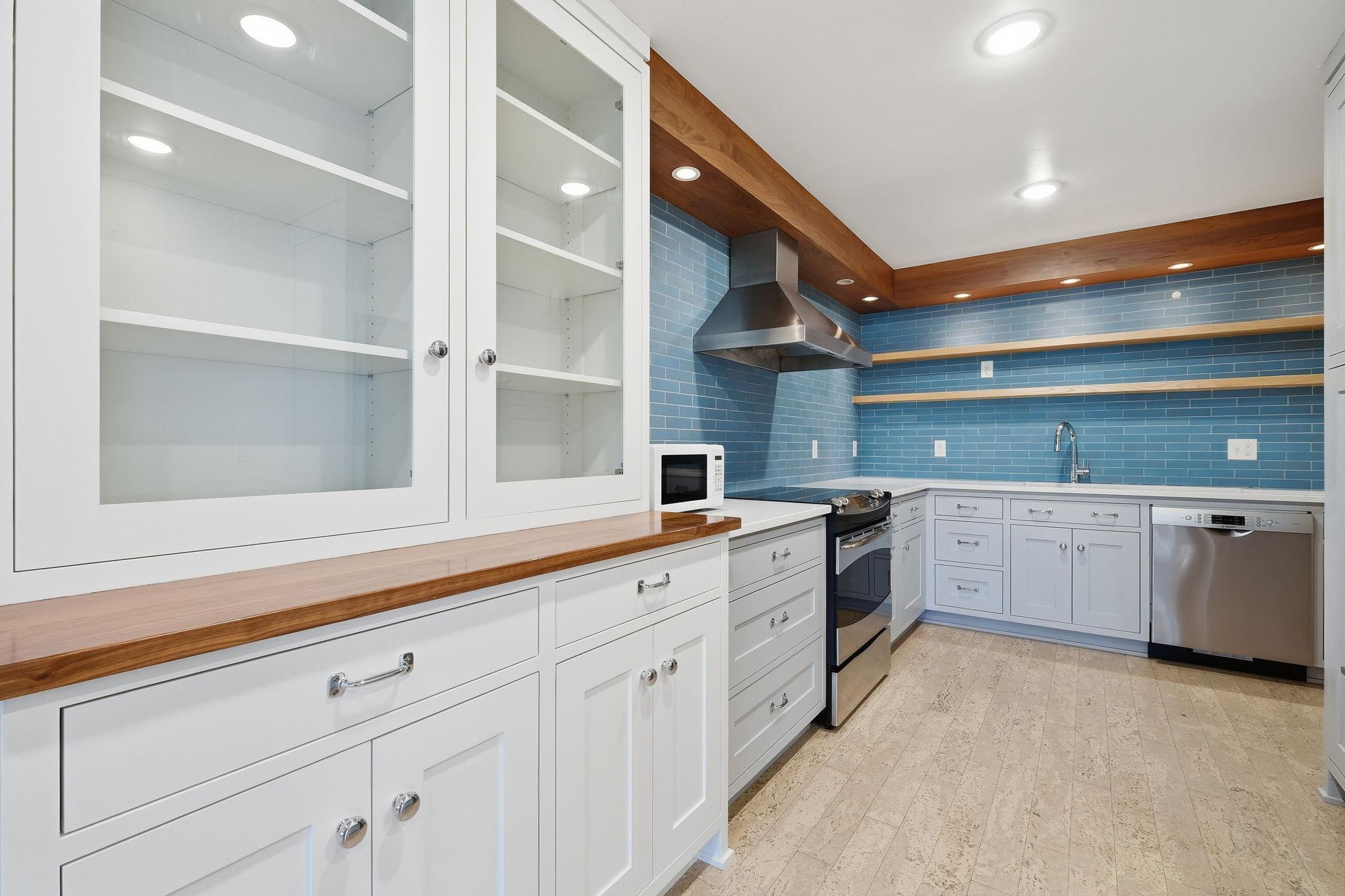 View of Residential at 4360 Brookside Court #211, Edina MN 55436, Edina (11 of 35) - Mike Wilen | Minnesota Team Real Estate