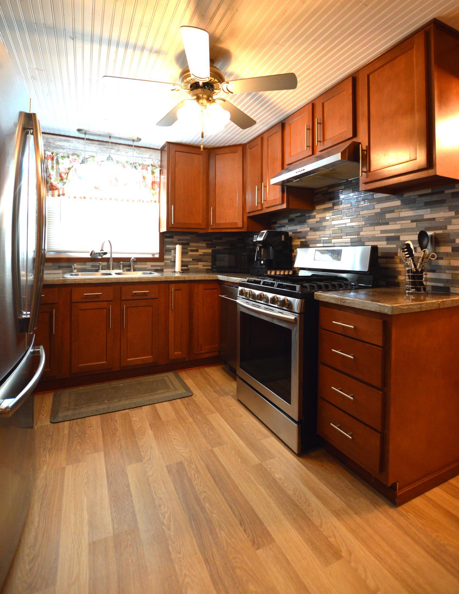 View of Residential at 855 Cottage Avenue, Saint Paul MN 55106, Saint Paul (6 of 27) - Mike Wilen | Minnesota Team Real Estate