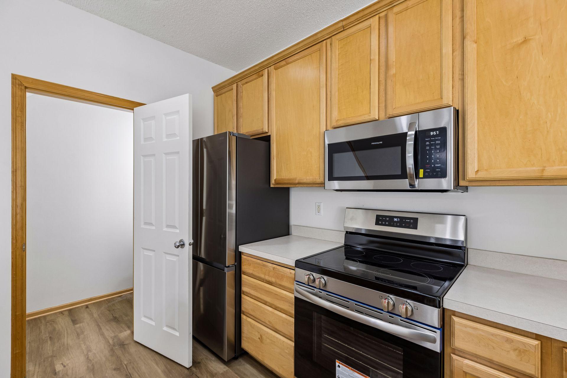 View of Residential at 7616 Southridge Lane, Savage MN 55378, Savage (10 of 26) - Mike Wilen | Minnesota Team Real Estate