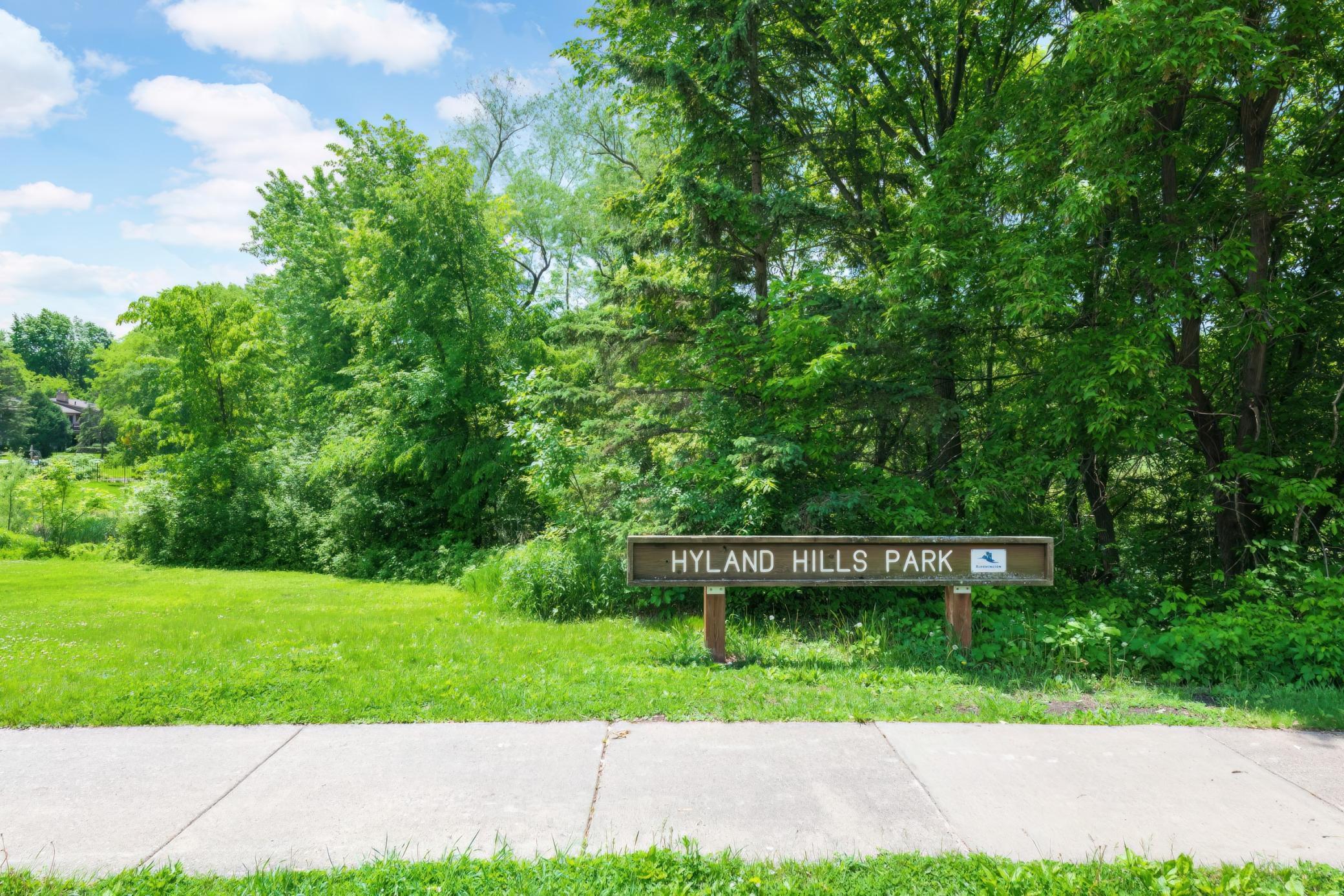 View of Residential at 4617 90th Street, Bloomington MN 55437, Bloomington (46 of 47) - Mike Wilen | Minnesota Team Real Estate