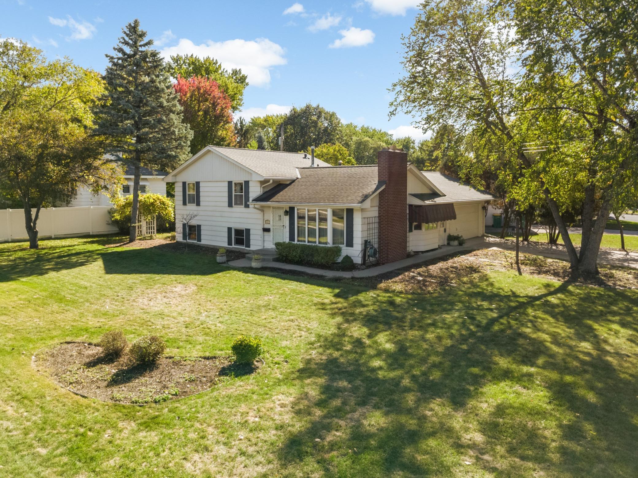 View of Residential at 4617 90th Street, Bloomington MN 55437, Bloomington (9 of 47) - Mike Wilen | Minnesota Team Real Estate