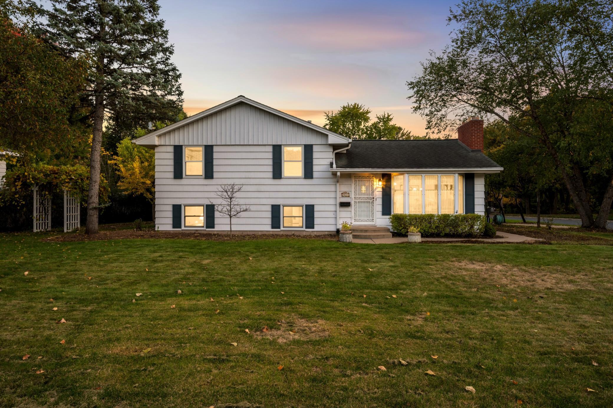 View of Residential at 4617 90th Street, Bloomington MN 55437, Bloomington (3 of 47) - Mike Wilen | Minnesota Team Real Estate