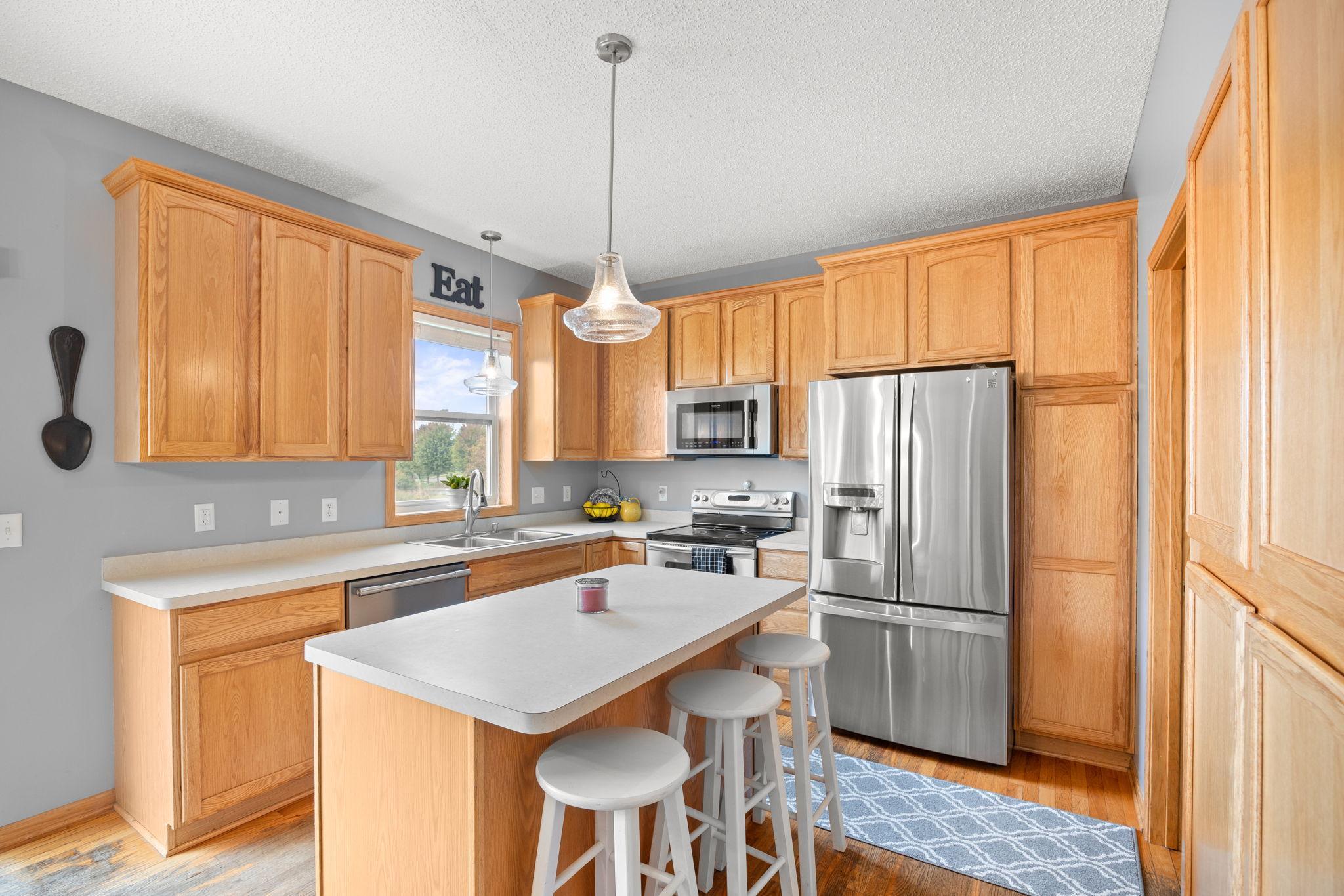 View of Residential at 6653 Mackenzie Avenue, Otsego MN 55301, Otsego (6 of 33) - Mike Wilen | Minnesota Team Real Estate