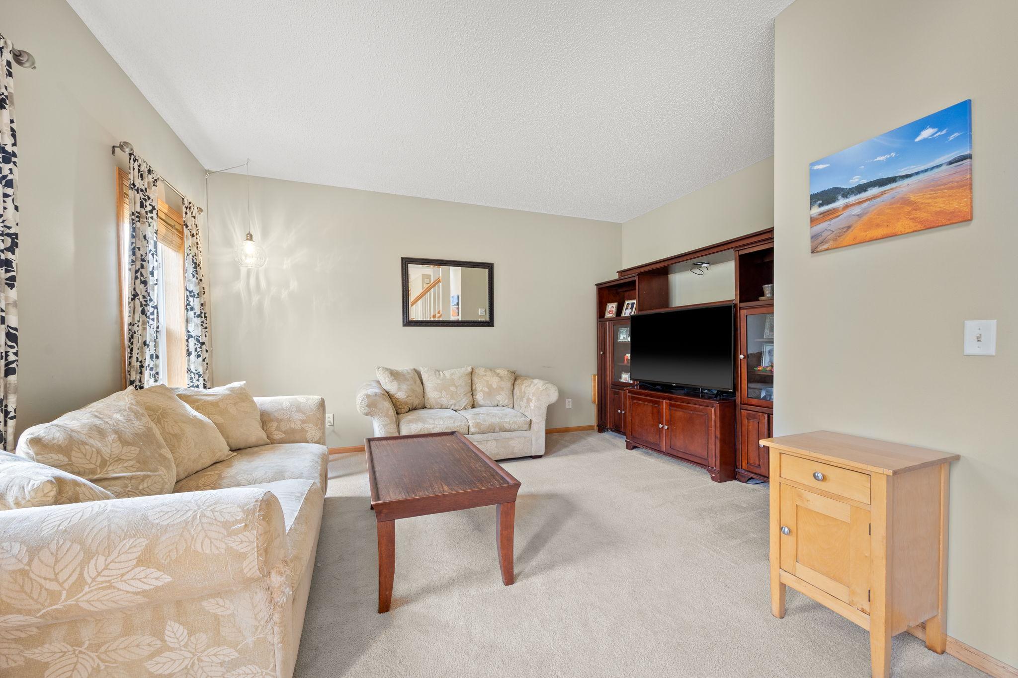 View of Residential at 6653 Mackenzie Avenue, Otsego MN 55301, Otsego (11 of 33) - Mike Wilen | Minnesota Team Real Estate