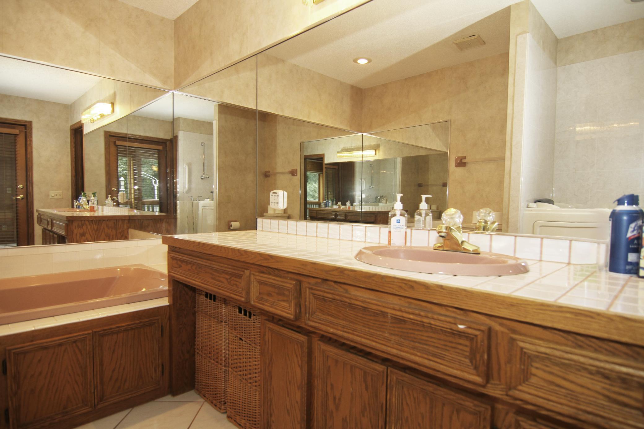 View of Residential at 8023 Delano Court, Inver Grove Heights MN 55076, Inver Grove Heights (23 of 52) - Mike Wilen | Minnesota Team Real Estate