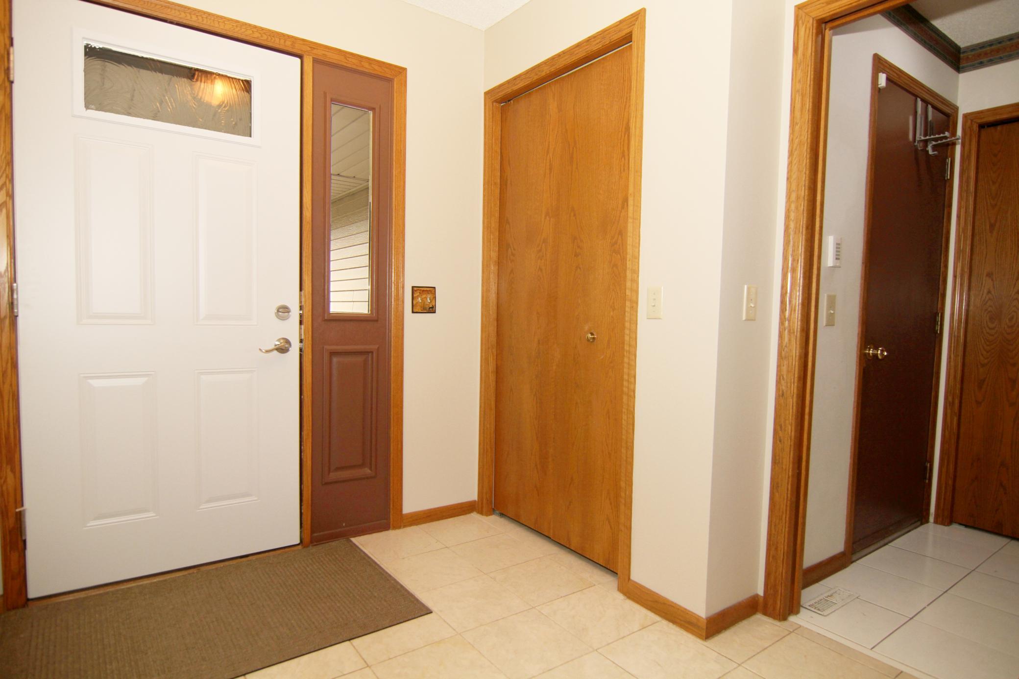 View of Residential at 8023 Delano Court, Inver Grove Heights MN 55076, Inver Grove Heights (19 of 52) - Mike Wilen | Minnesota Team Real Estate