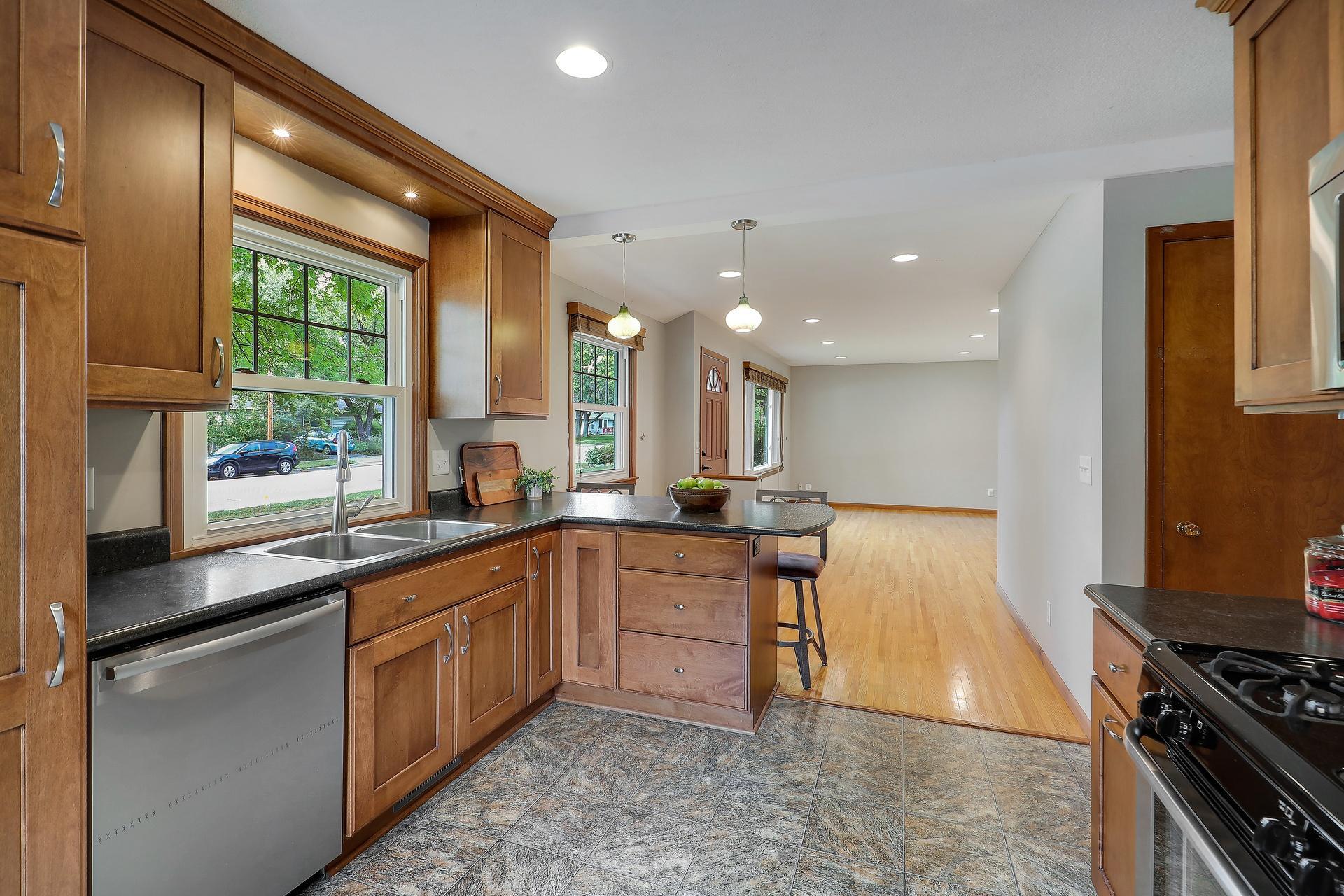 View of Residential at 10307 Nicollet Avenue, Bloomington MN 55420, Bloomington (16 of 40) - Mike Wilen | Minnesota Team Real Estate