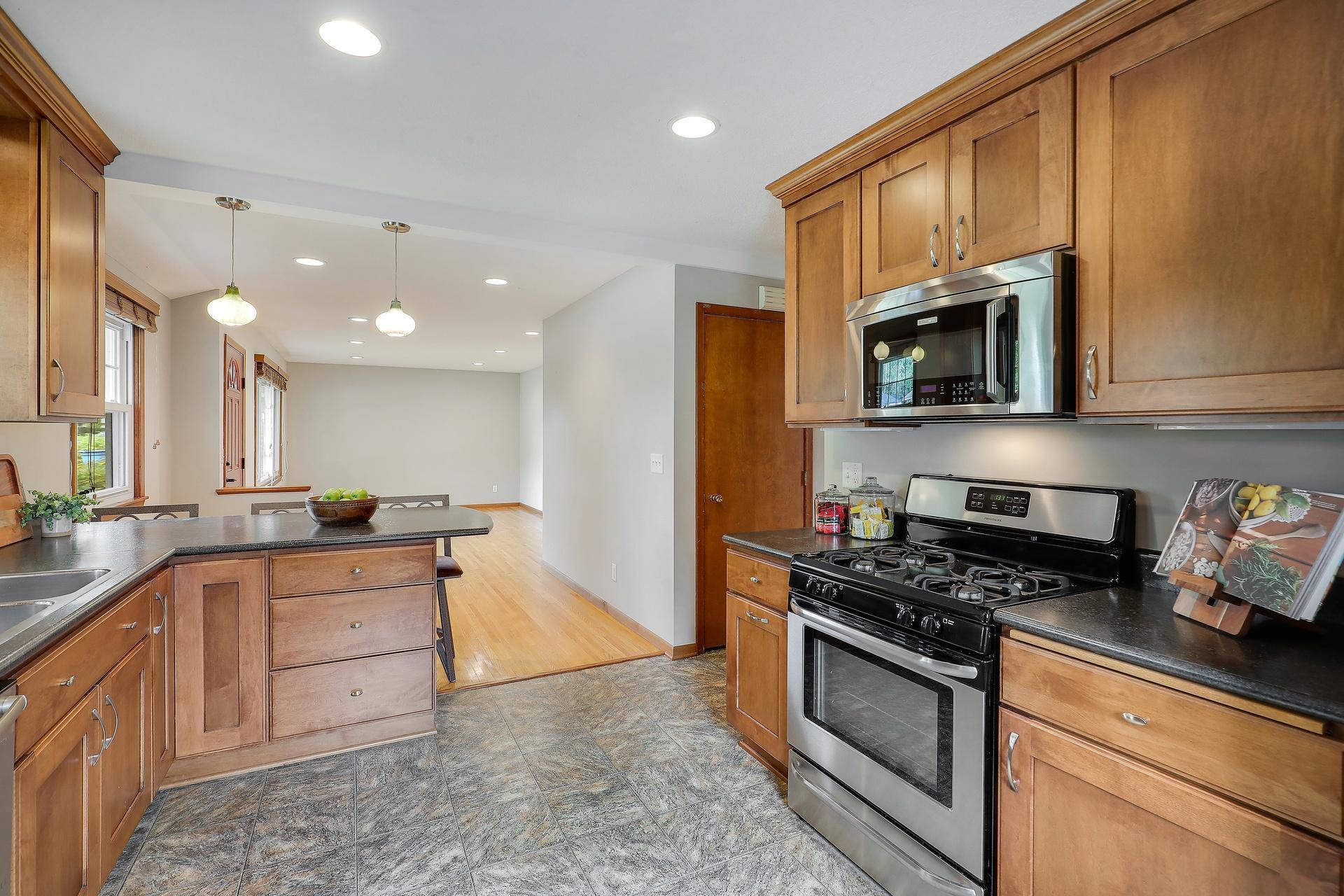 View of Residential at 10307 Nicollet Avenue, Bloomington MN 55420, Bloomington (14 of 40) - Mike Wilen | Minnesota Team Real Estate